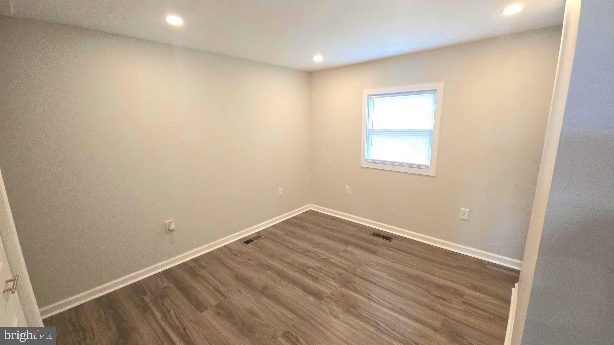 SHAWNEELAND - Residential