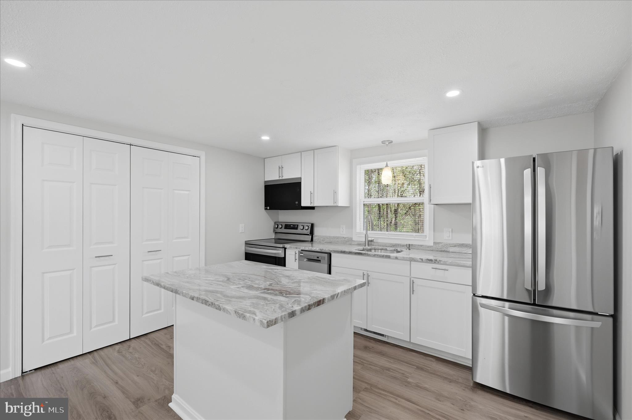SHAWNEELAND - Residential