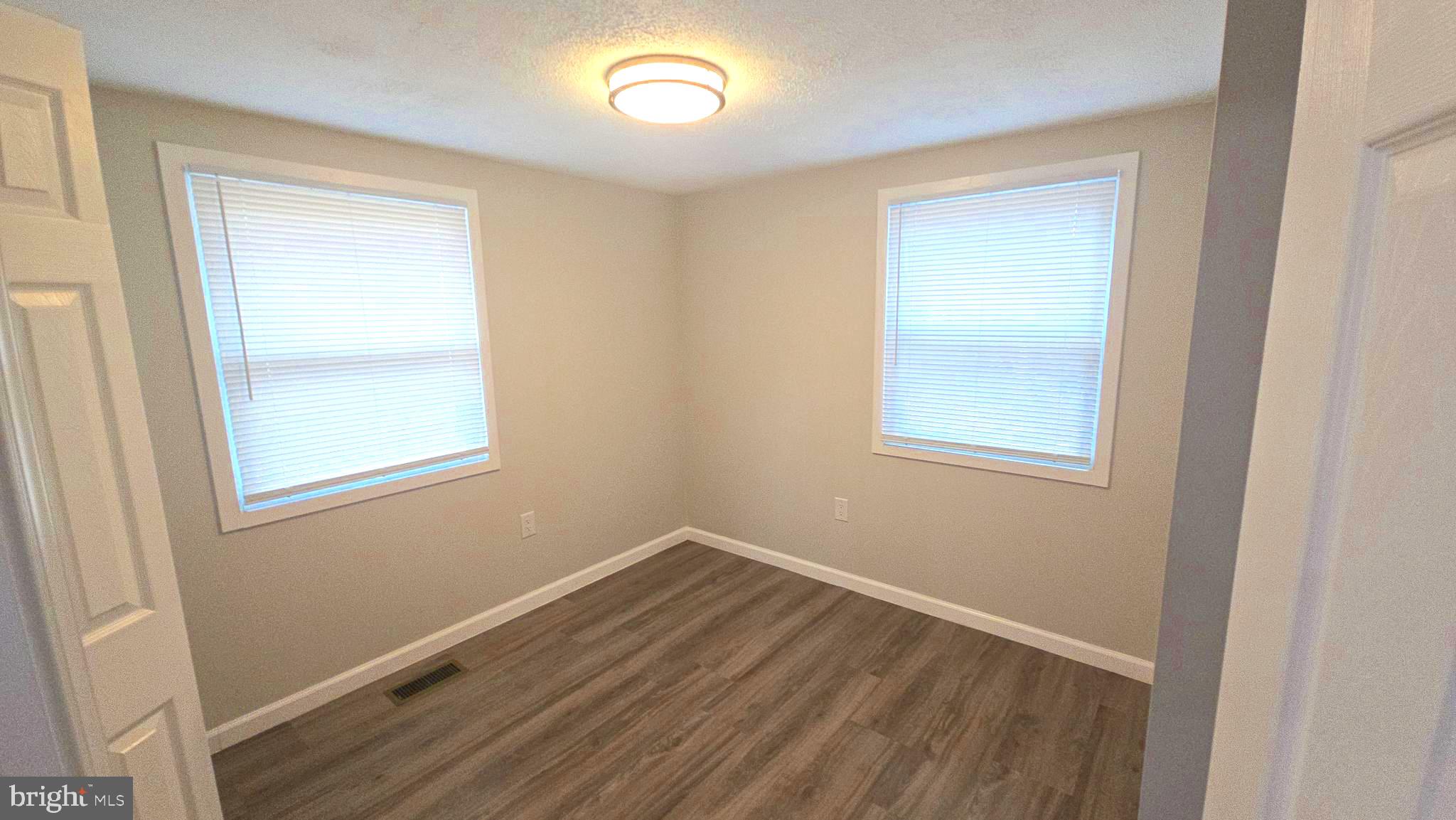 SHAWNEELAND - Residential