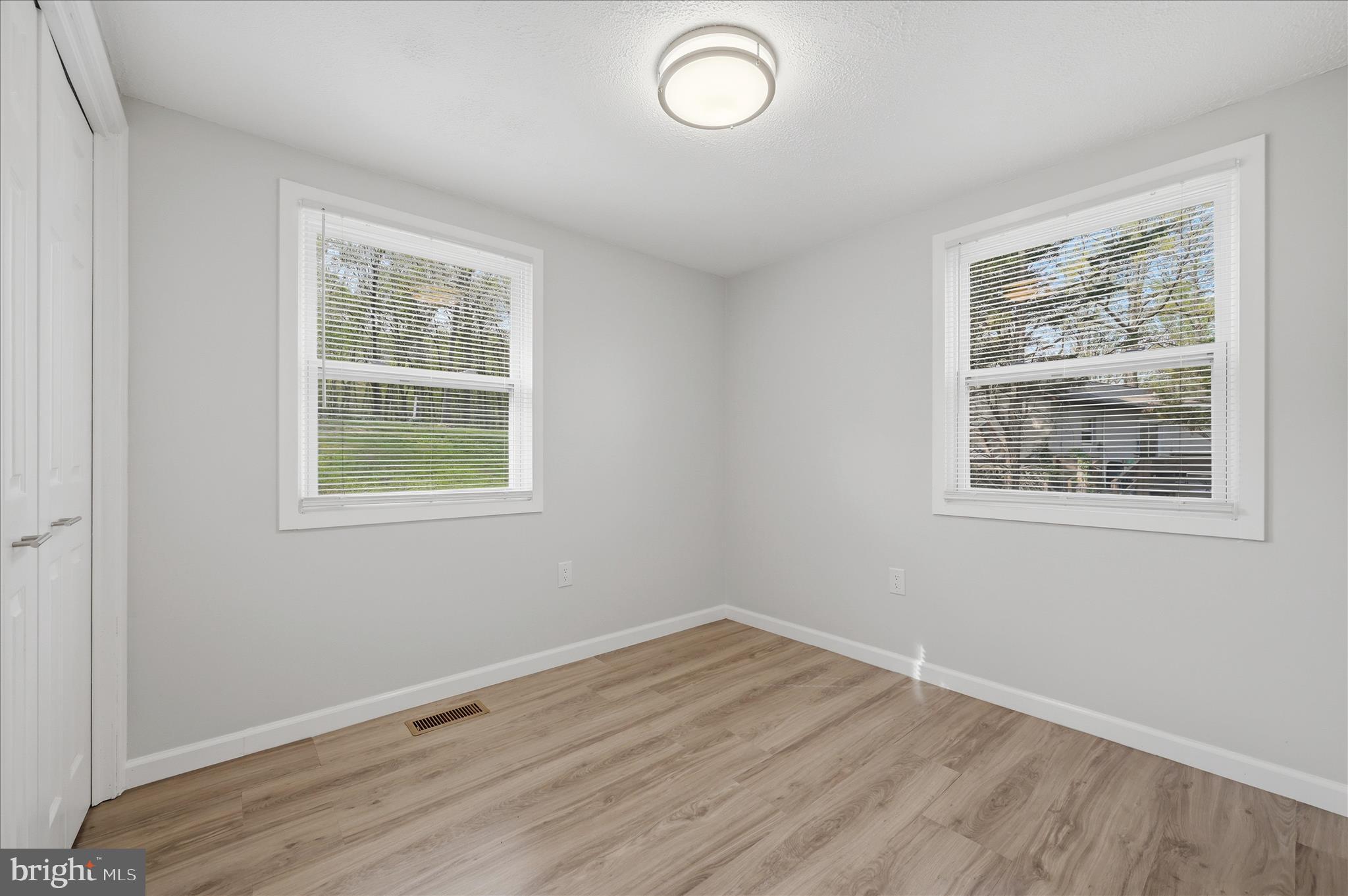 SHAWNEELAND - Residential