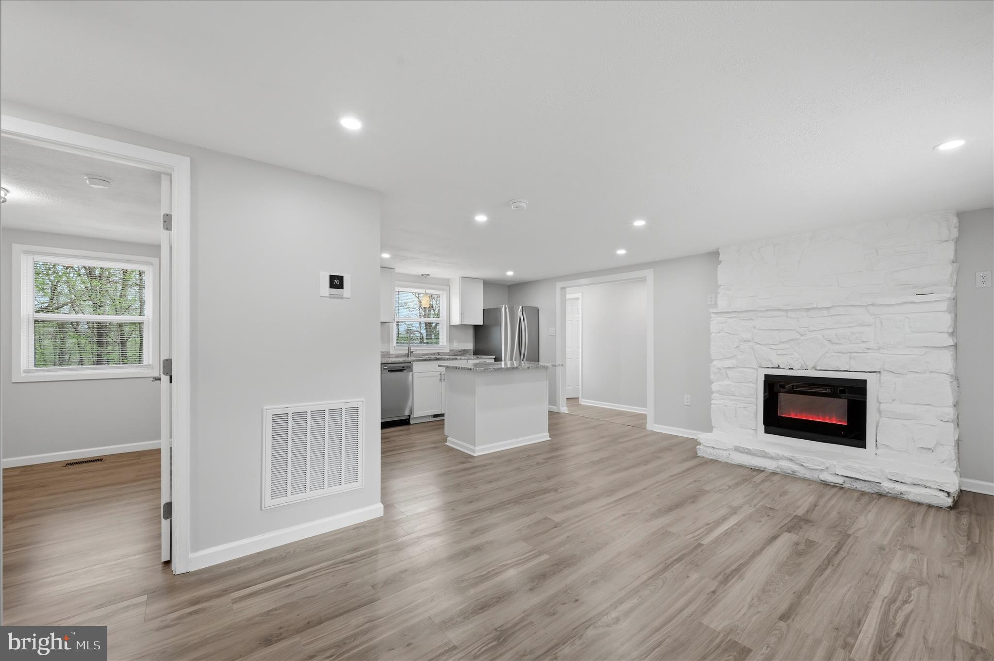 SHAWNEELAND - Residential