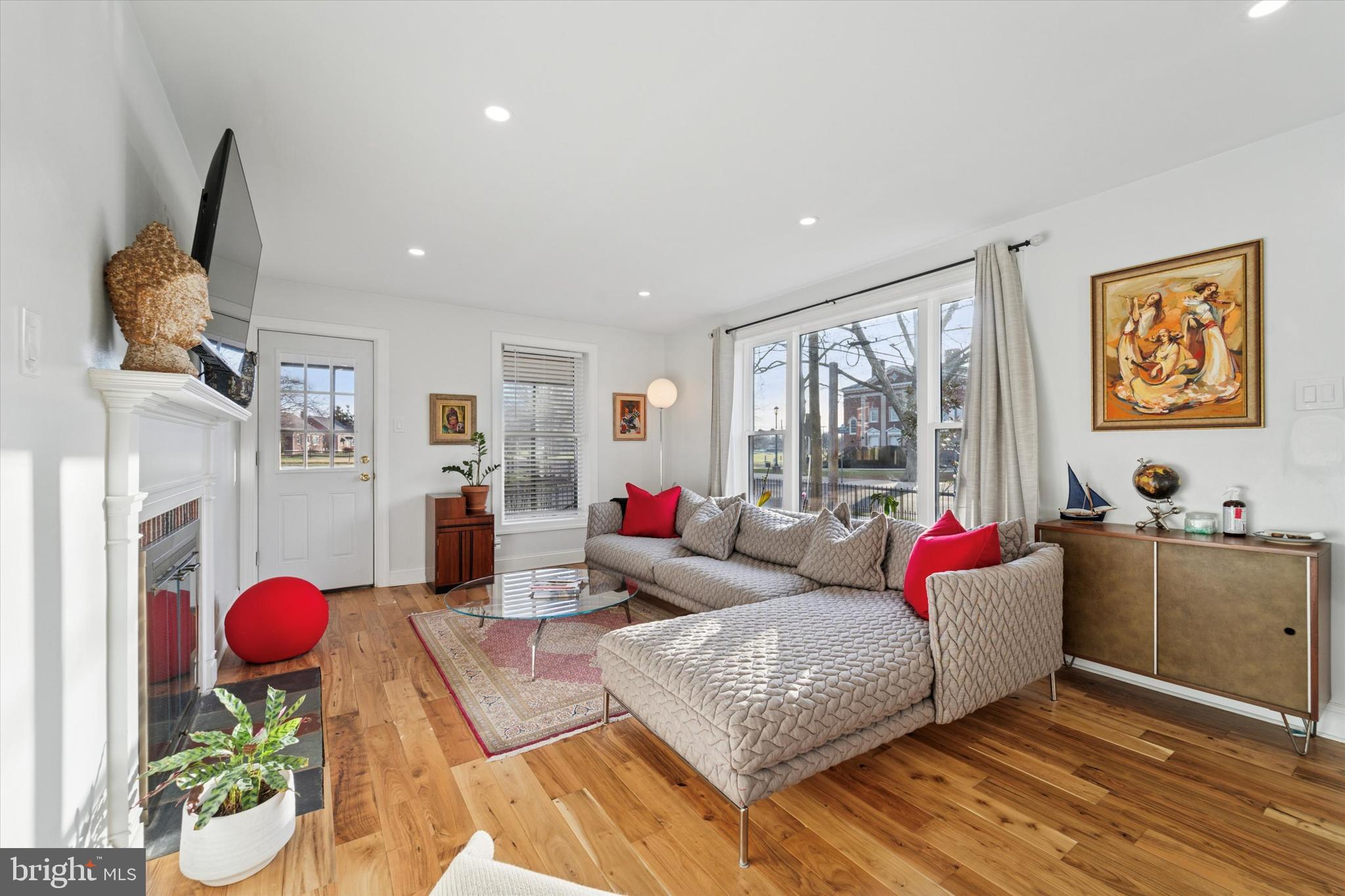 535 N FRANKLIN STREET