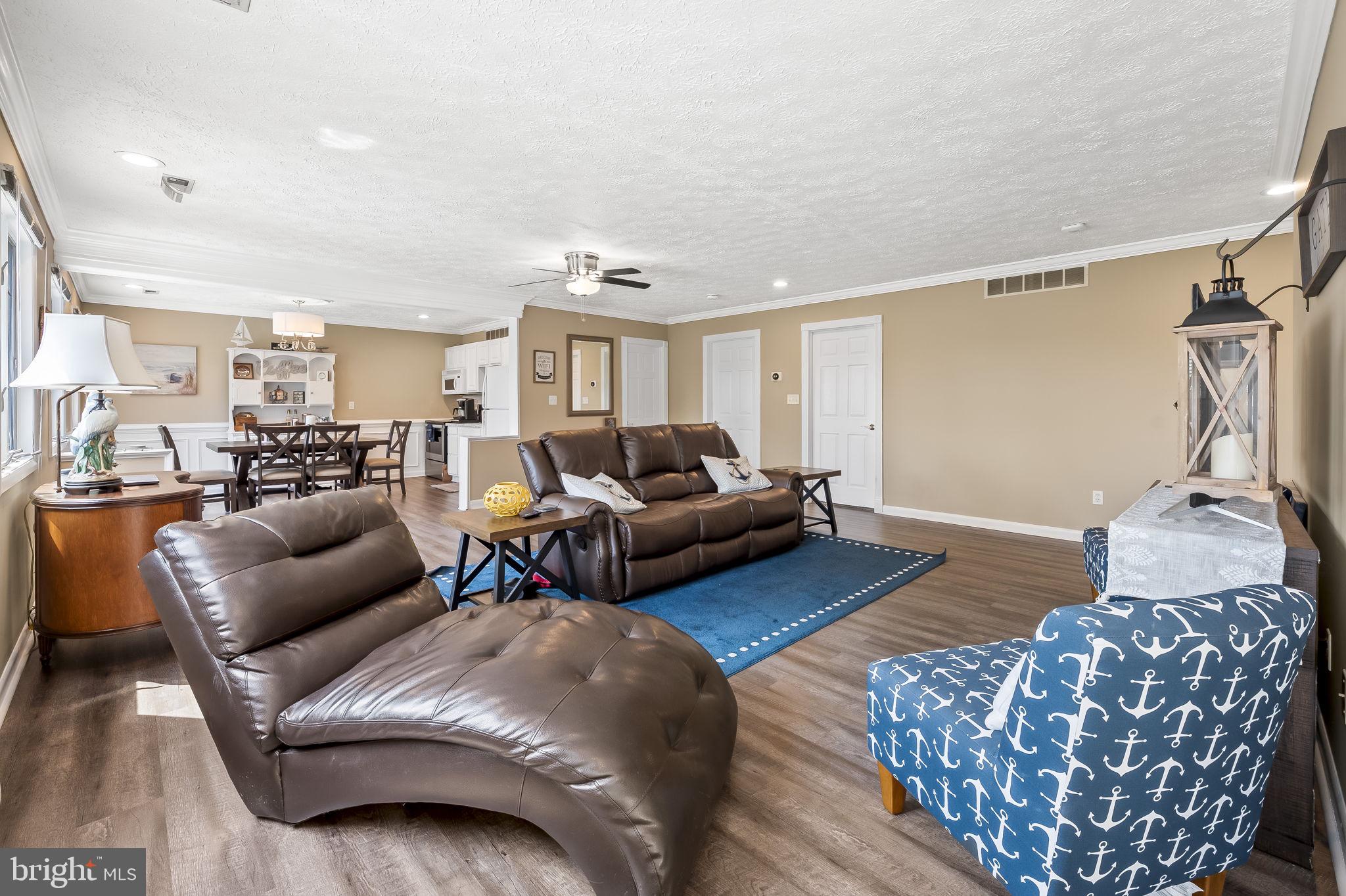 HICKORY POINT - Residential