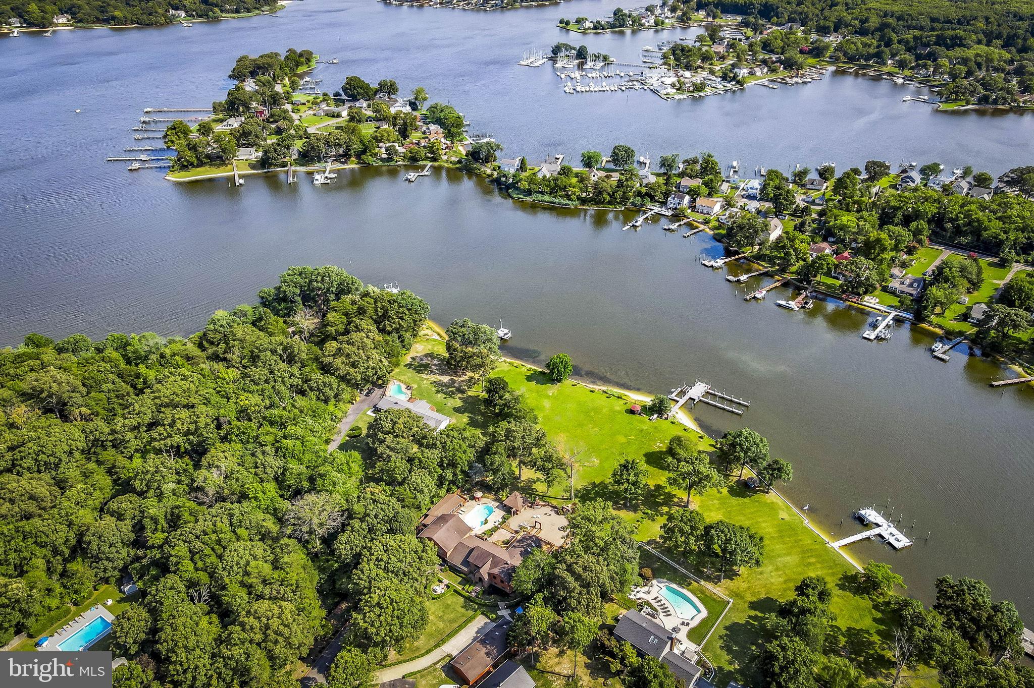 HICKORY POINT - Residential