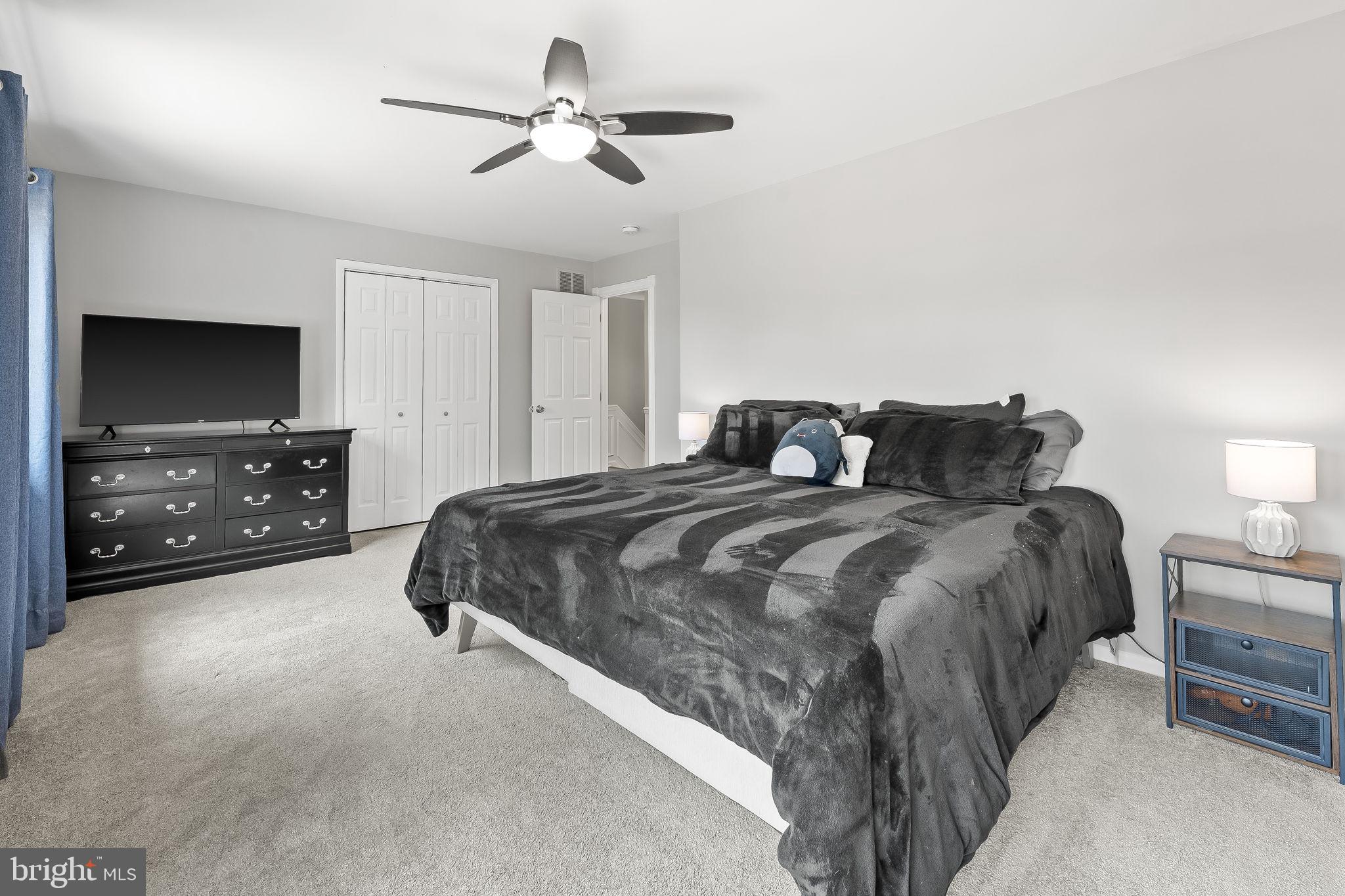 HICKORY POINT - Residential