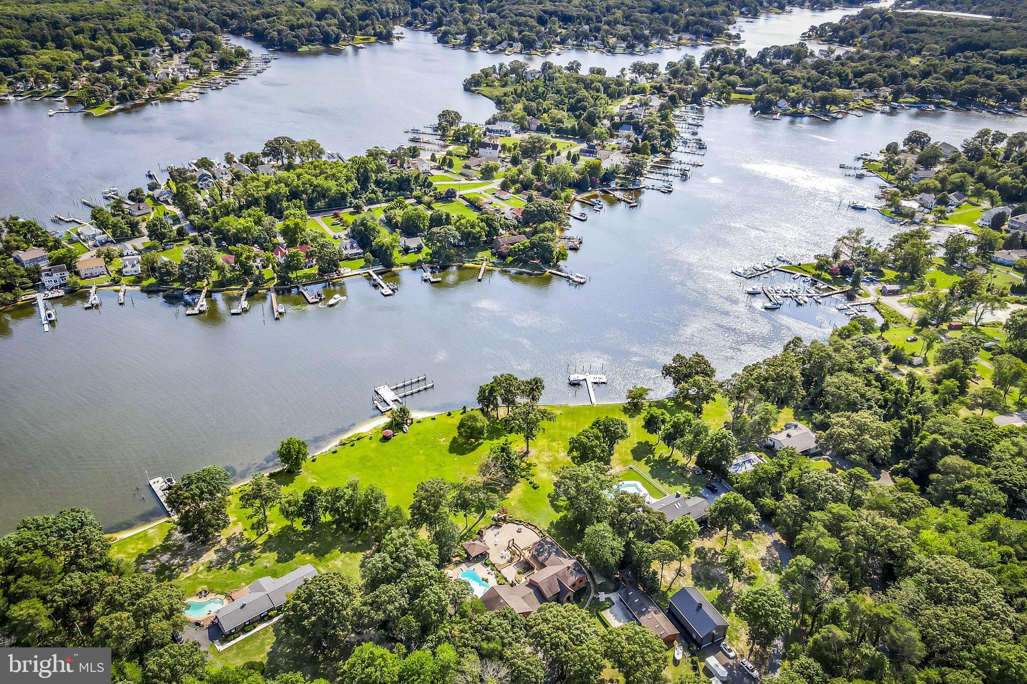 HICKORY POINT - Residential