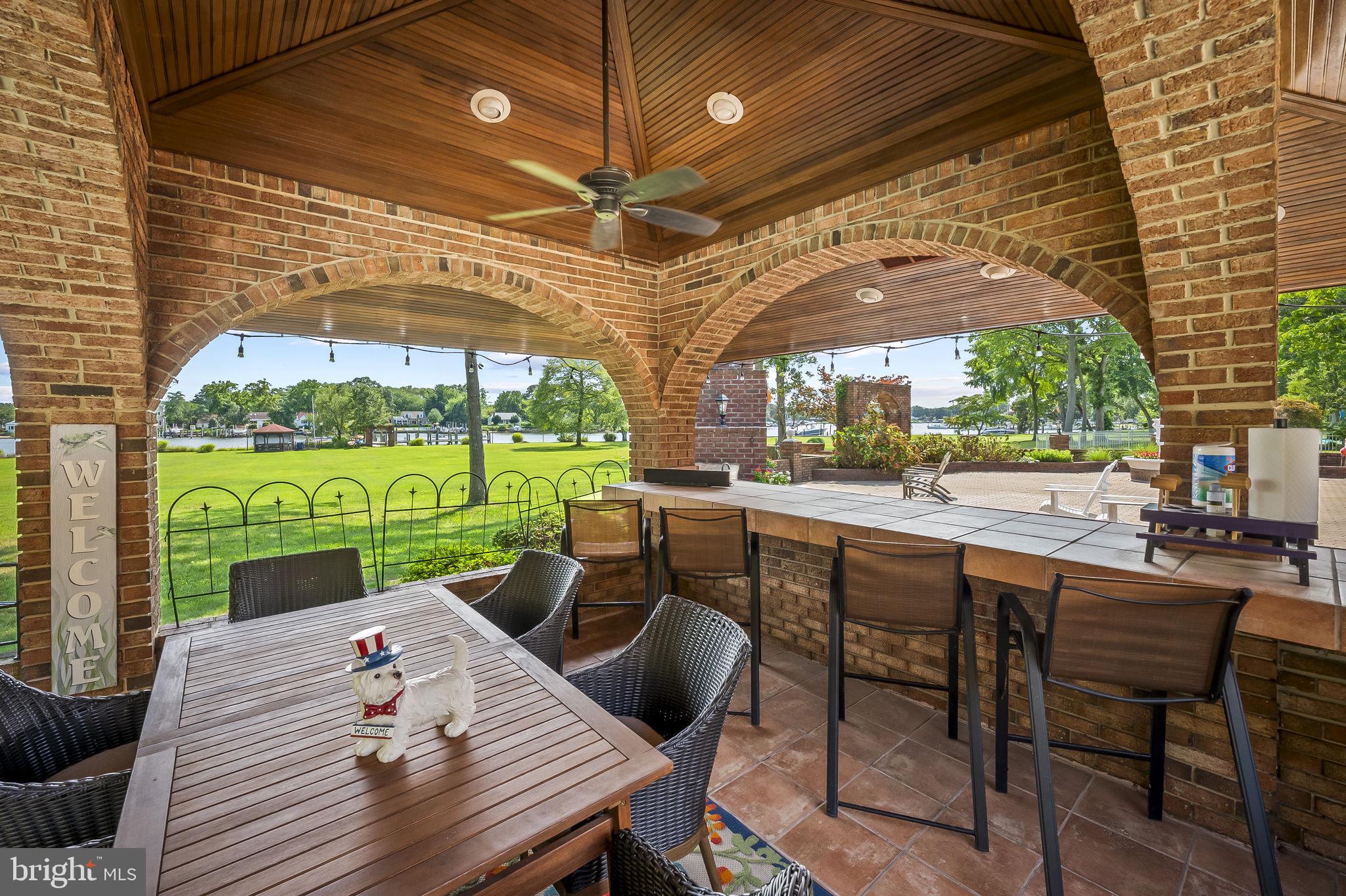 HICKORY POINT - Residential