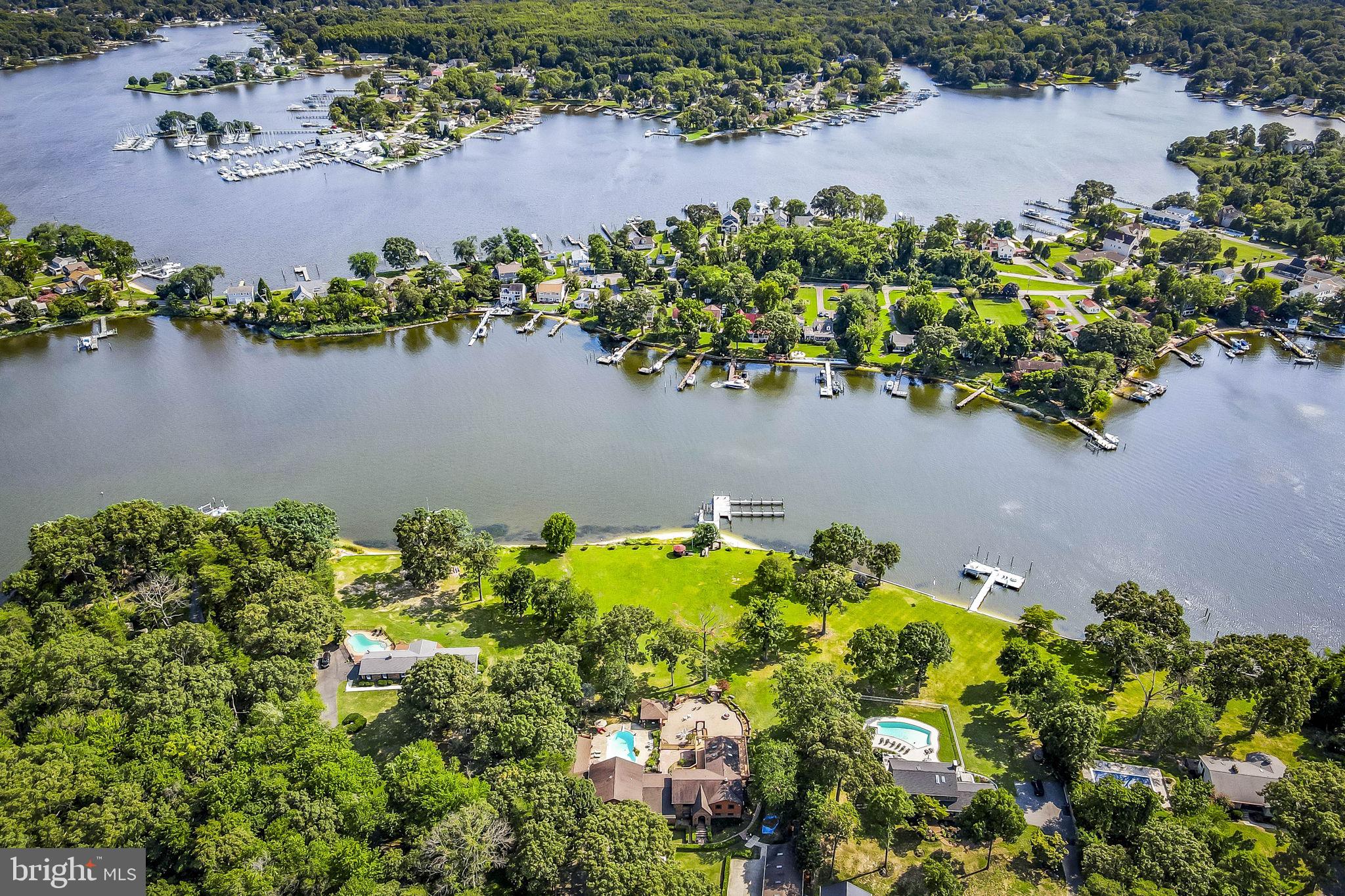 HICKORY POINT - Residential
