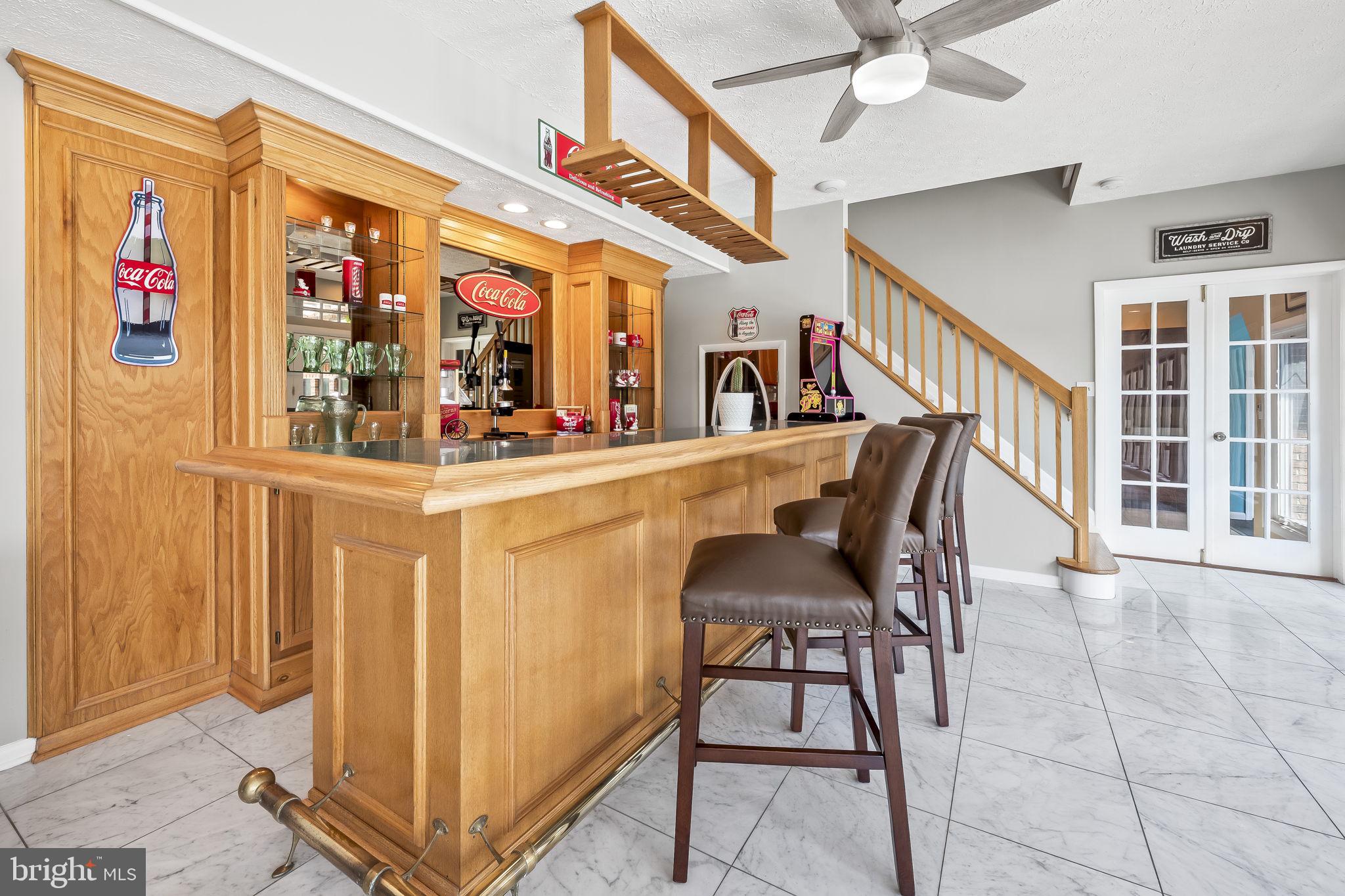 HICKORY POINT - Residential