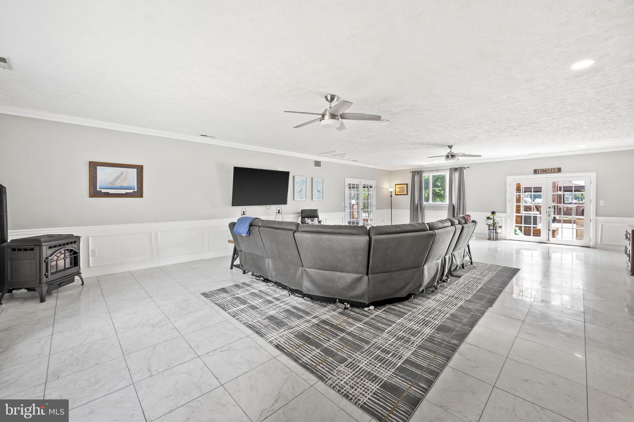 HICKORY POINT - Residential