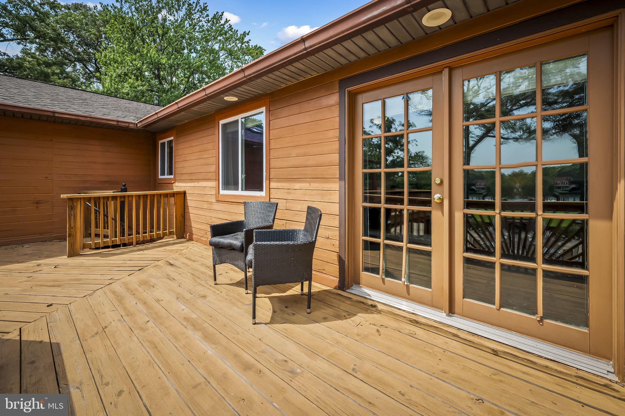 HICKORY POINT - Residential