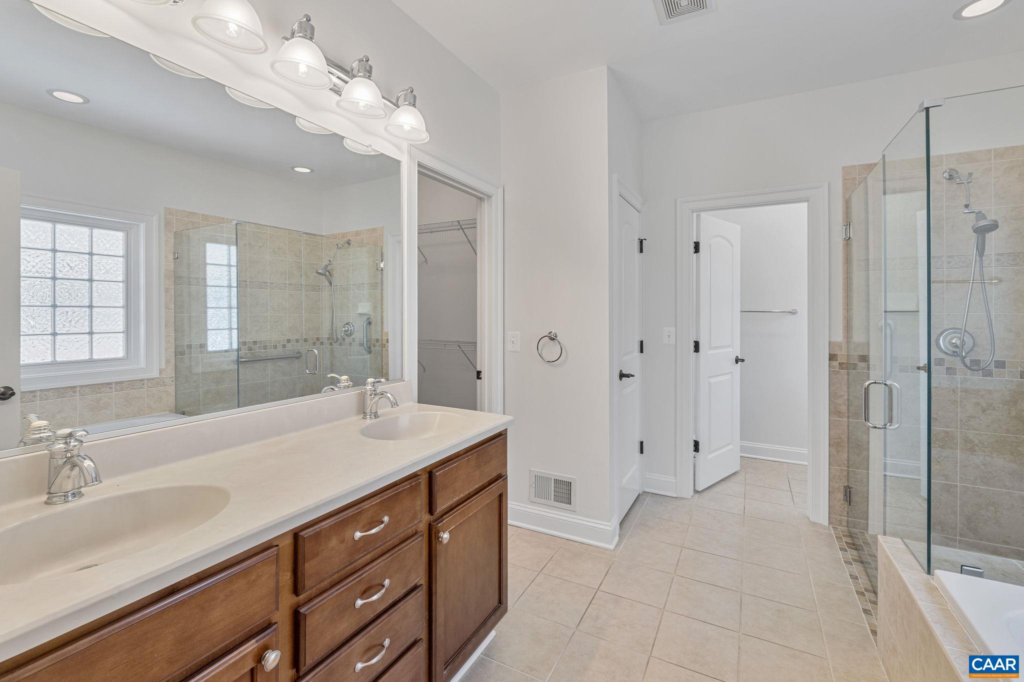 SPRING CREEK - Residential