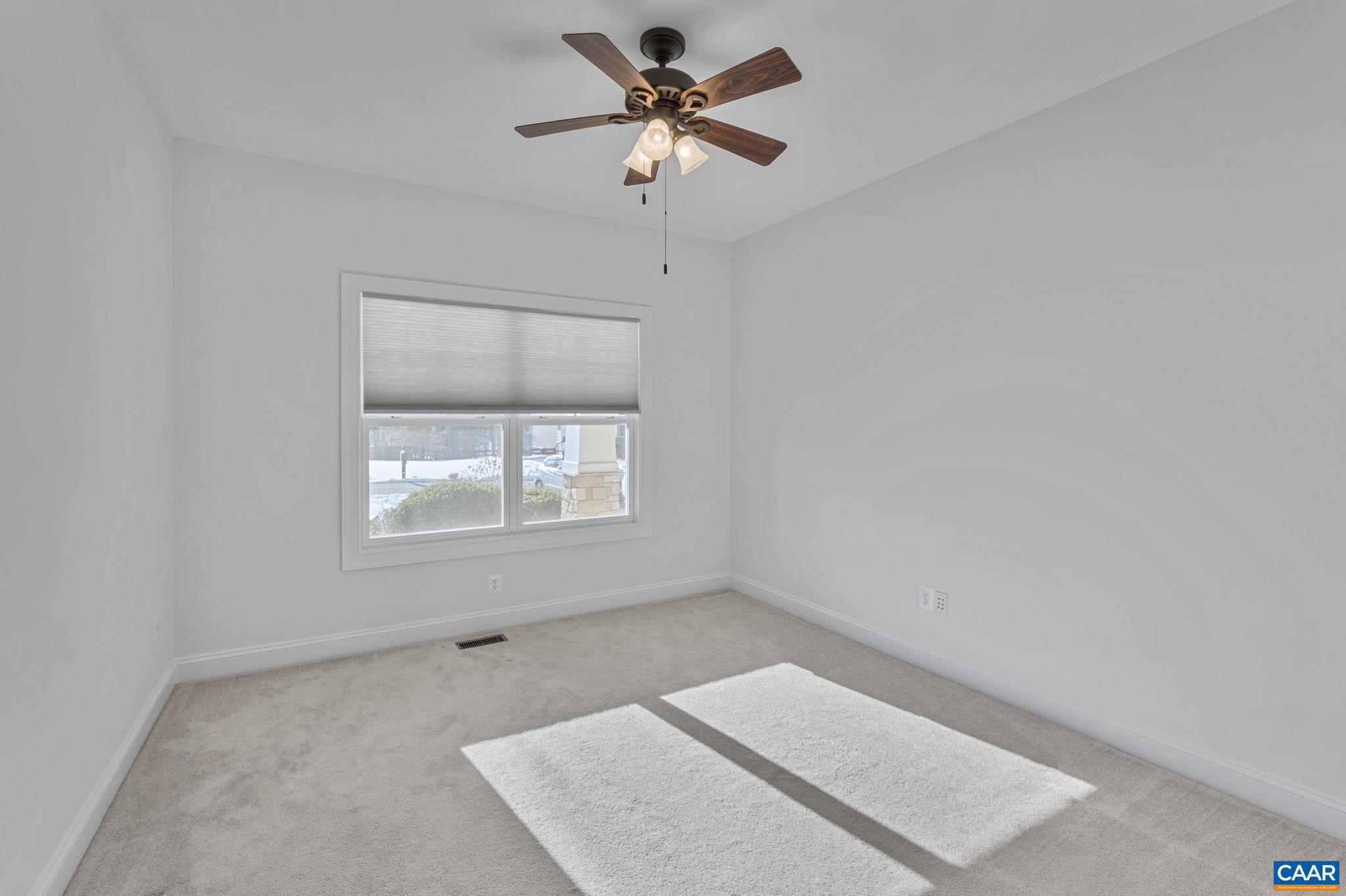 SPRING CREEK - Residential