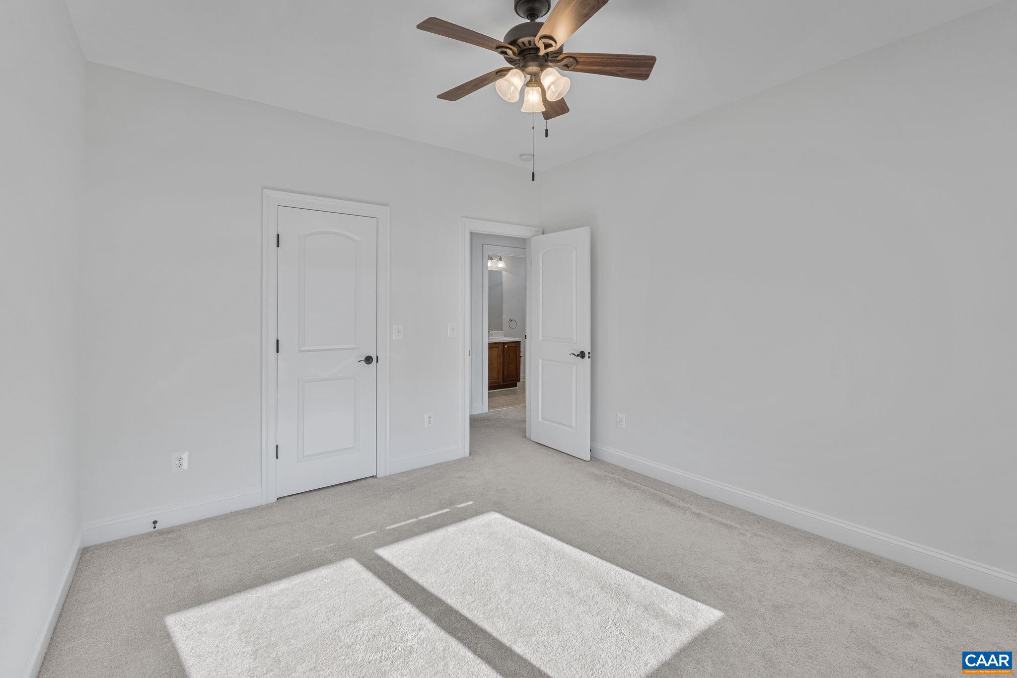 SPRING CREEK - Residential