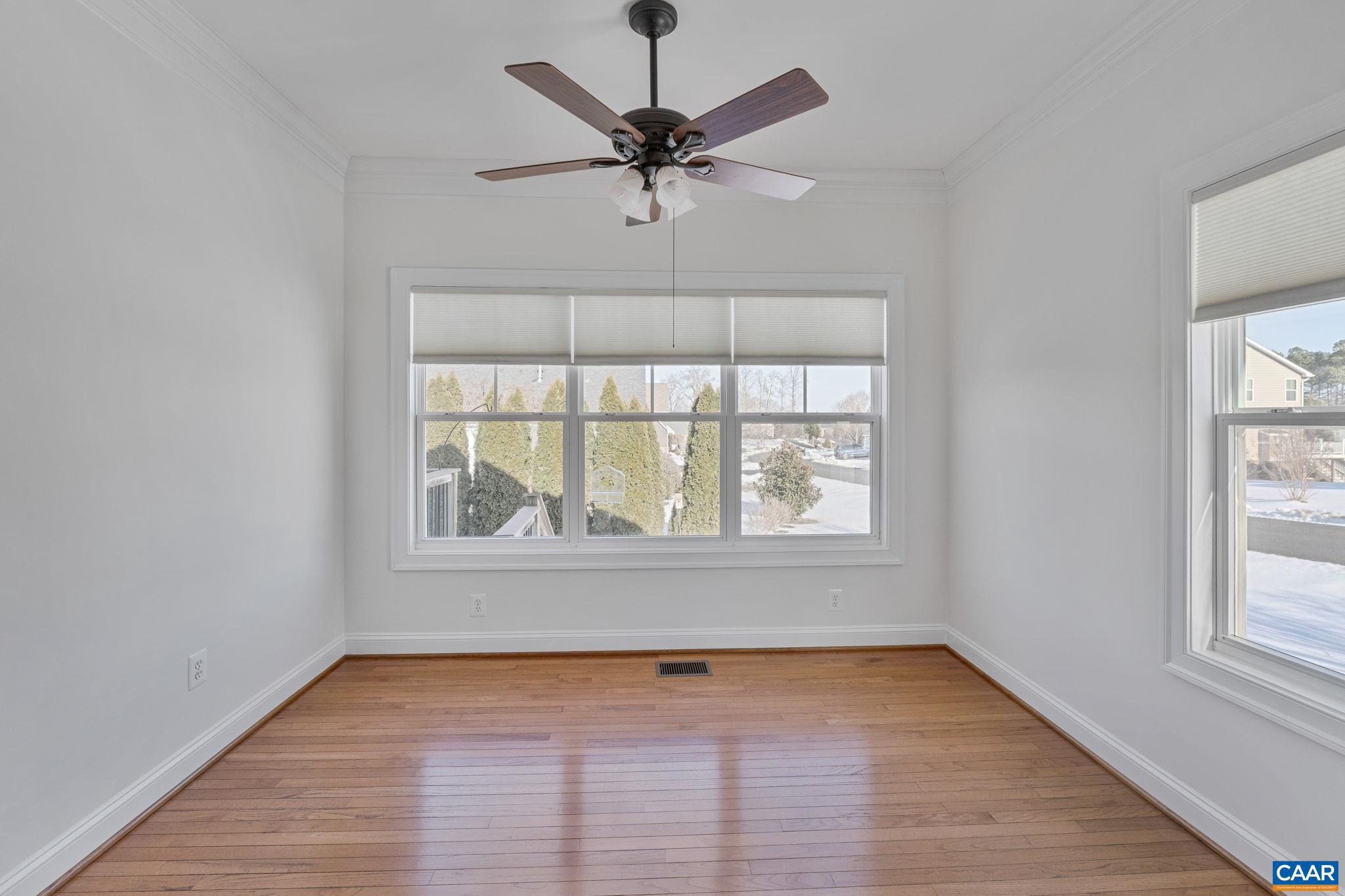 SPRING CREEK - Residential