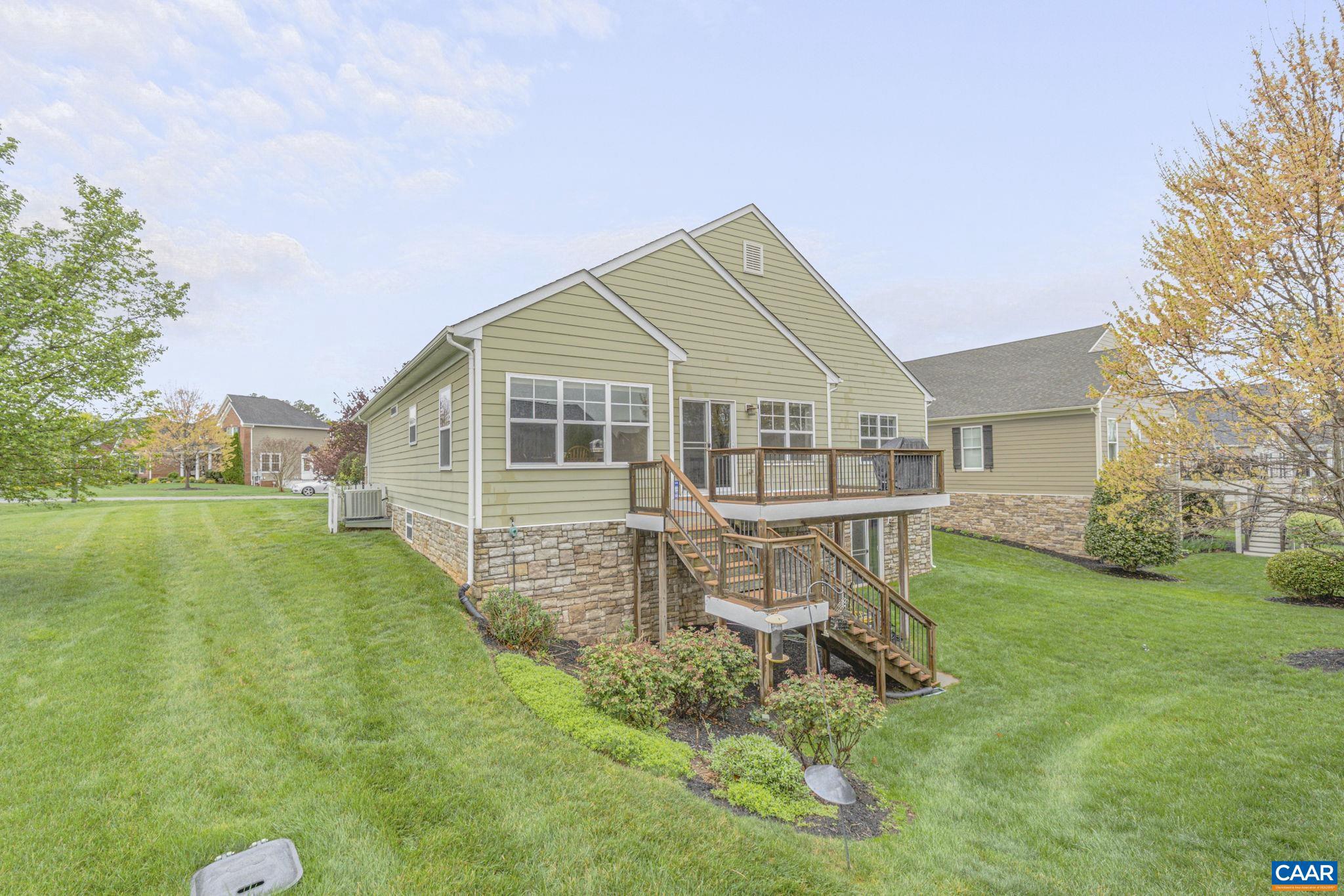 SPRING CREEK - Residential