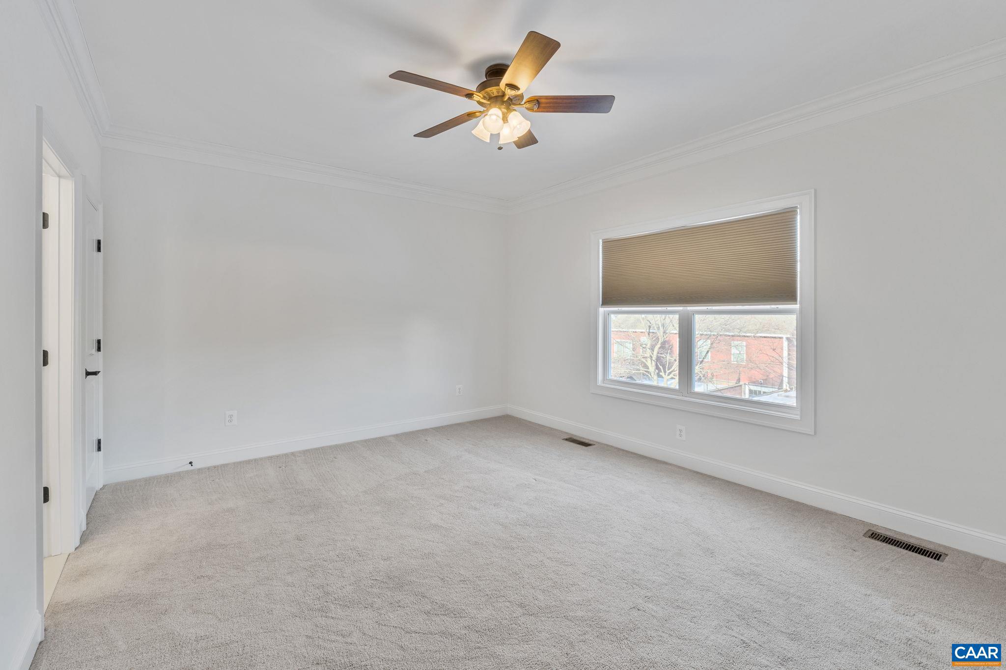 SPRING CREEK - Residential