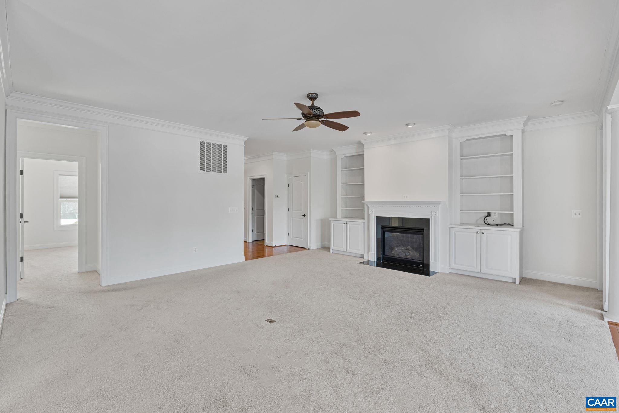 SPRING CREEK - Residential