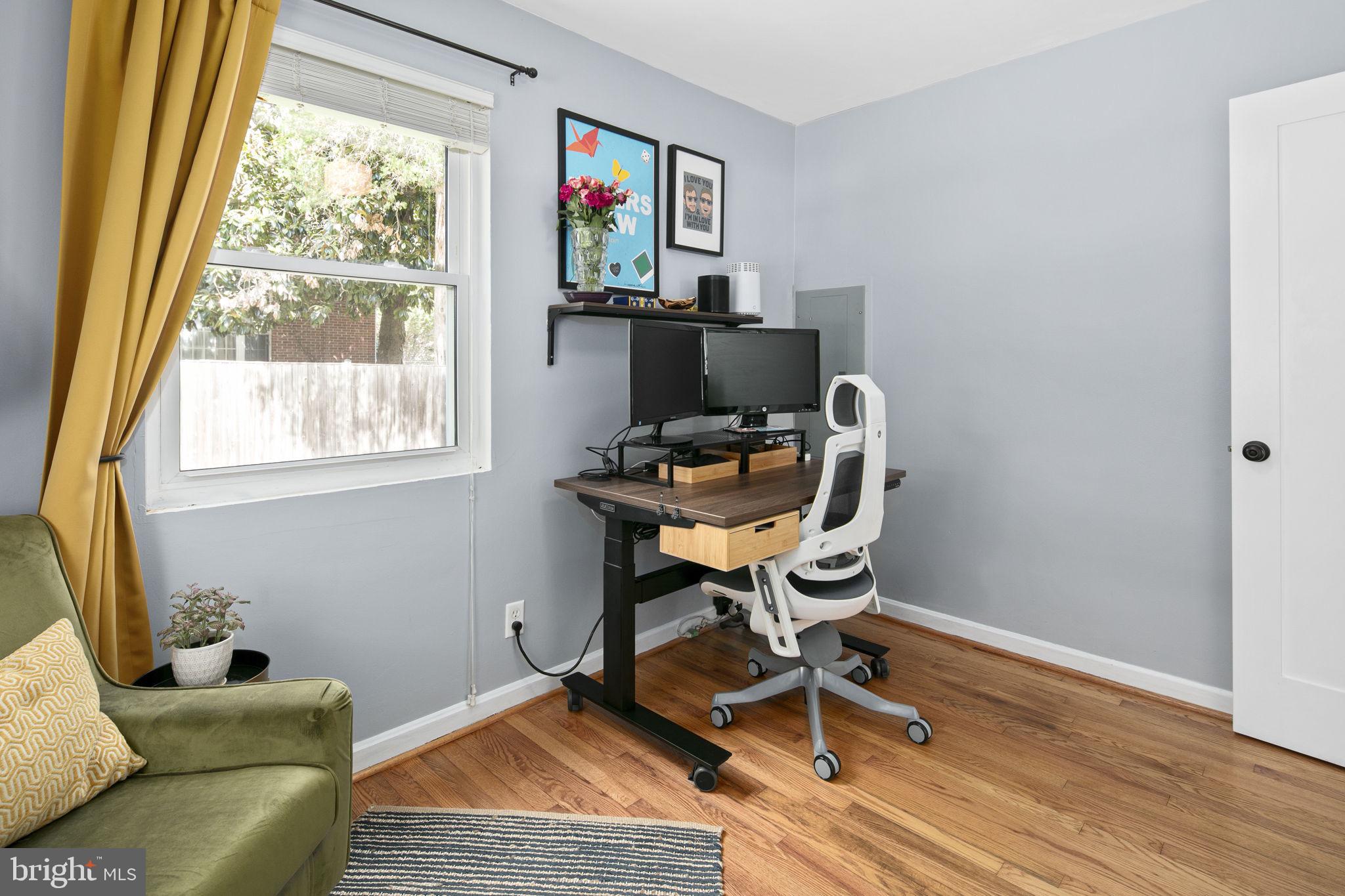 HAZELTINE HEIGHTS - Residential