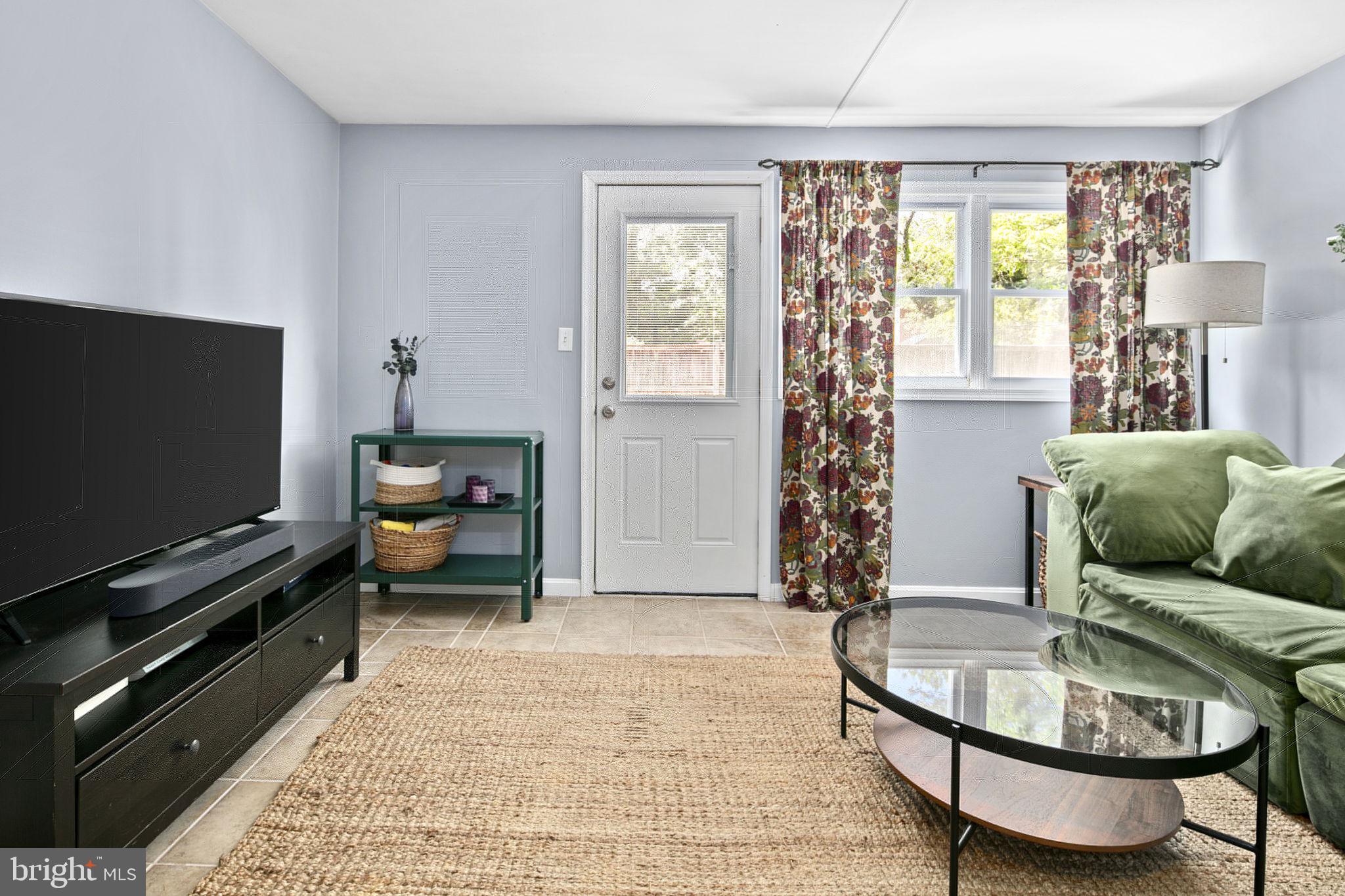 HAZELTINE HEIGHTS - Residential