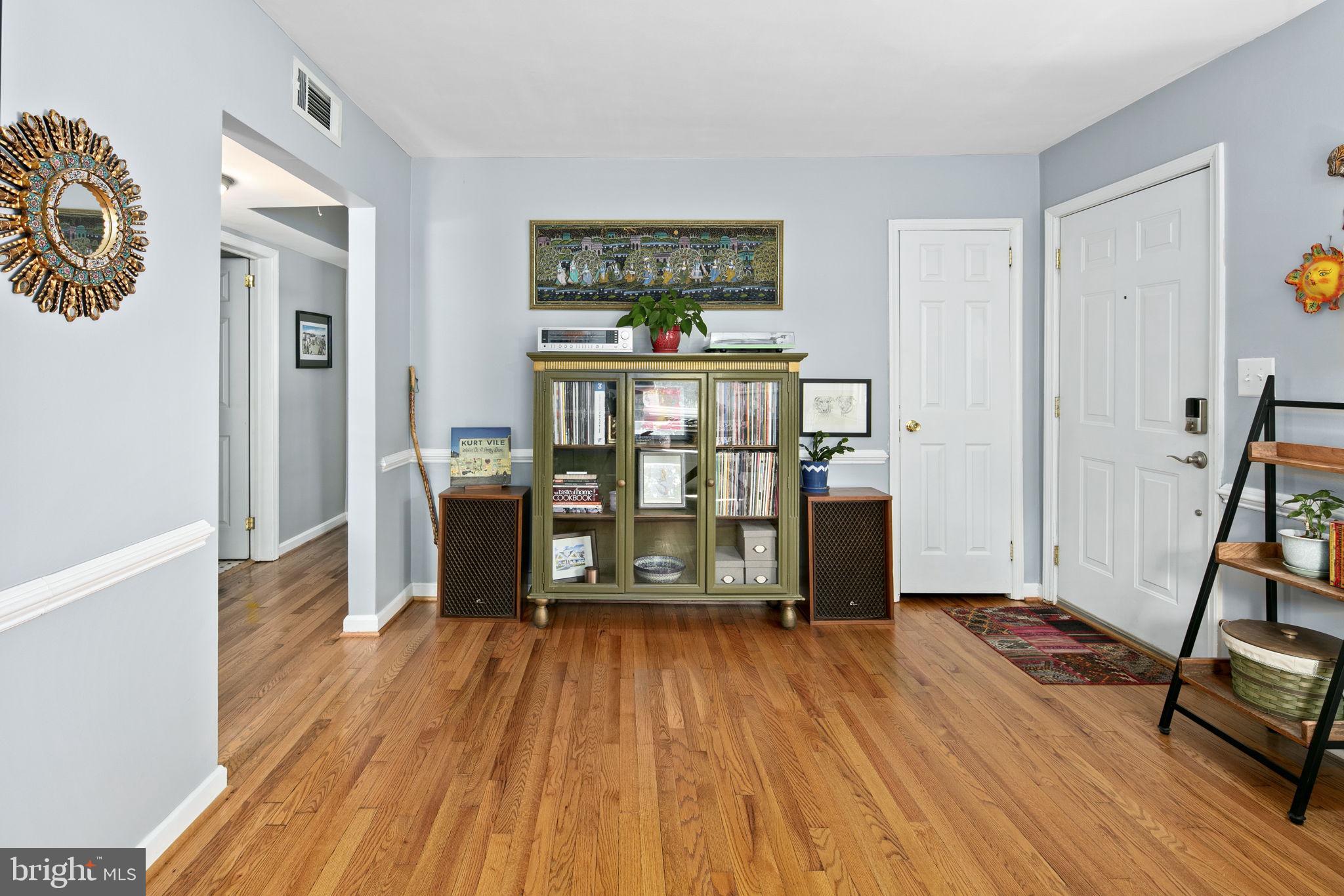 HAZELTINE HEIGHTS - Residential