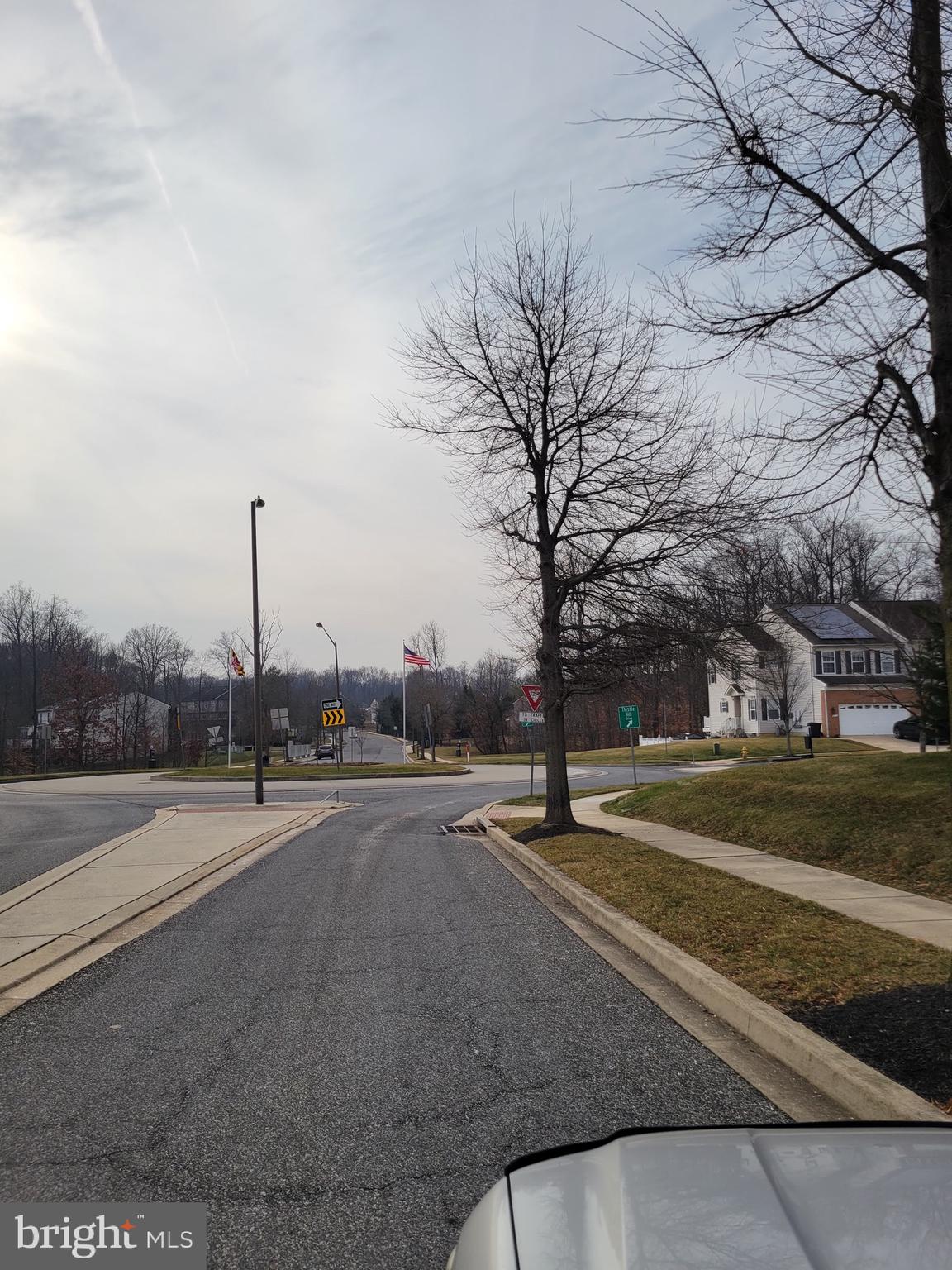 HOLLY WOODS - Residential