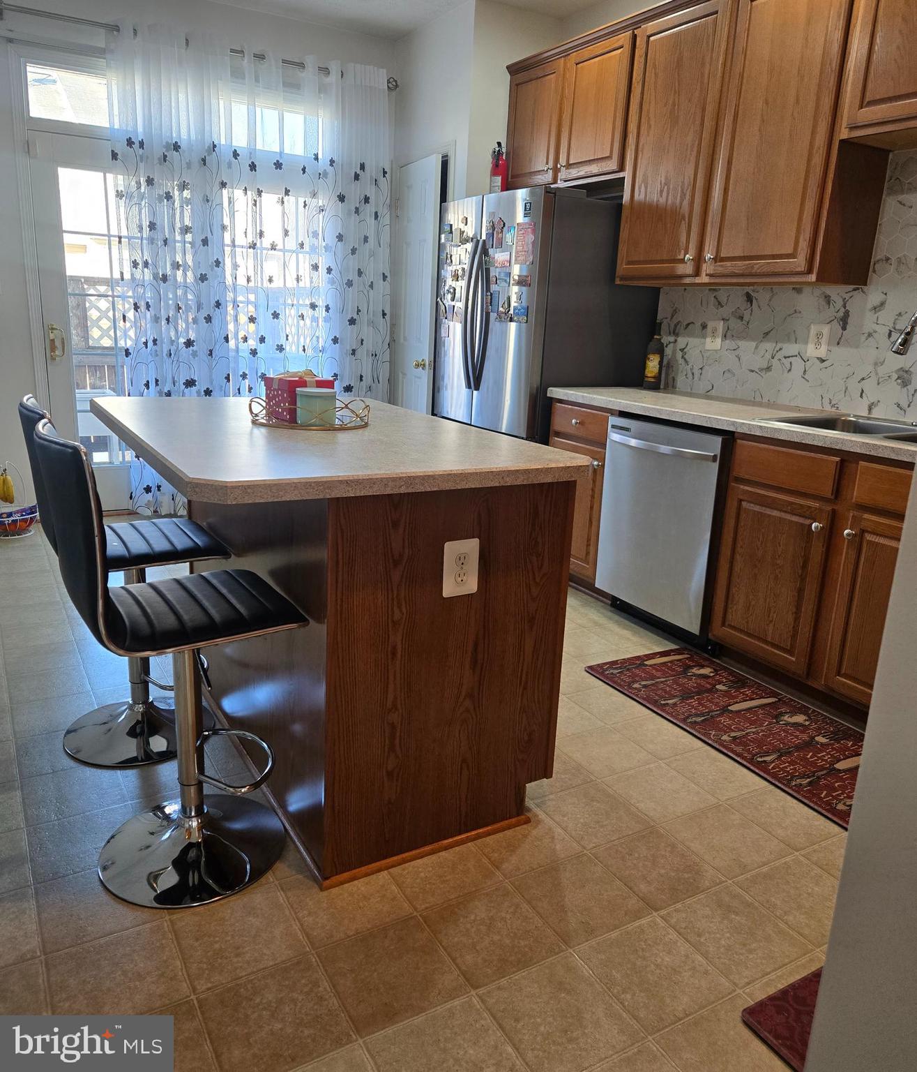 HOLLY WOODS - Residential