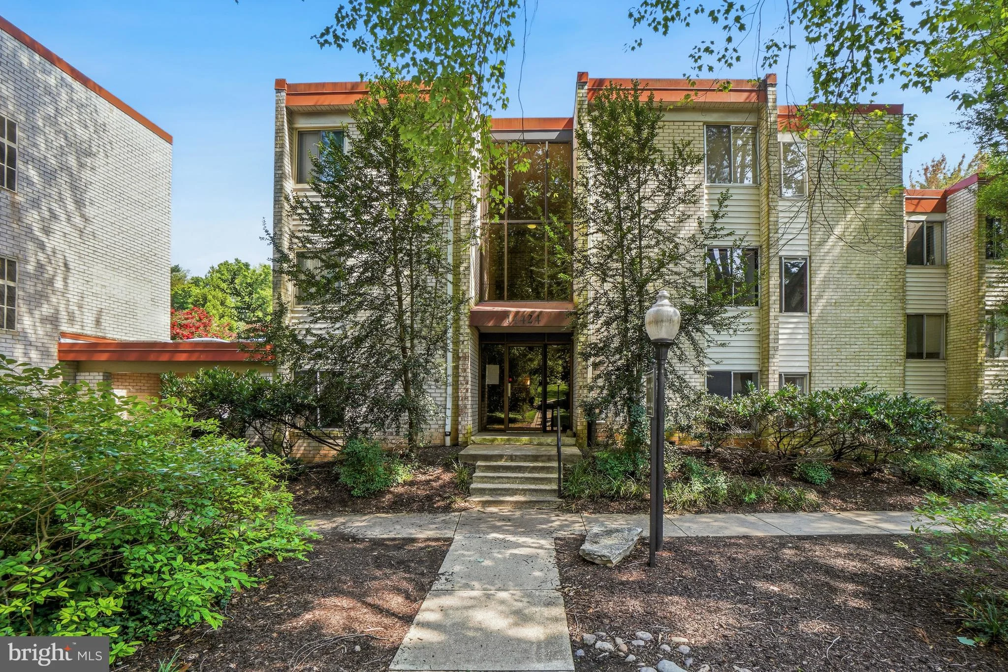 14424 Parkvale Road Unit 1, Rockville, MD, 20853