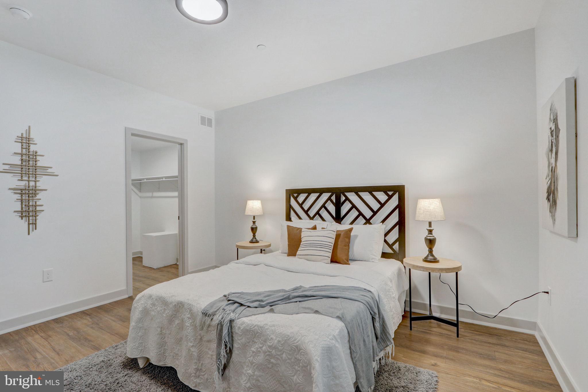 ROXBOROUGH - Residential Lease