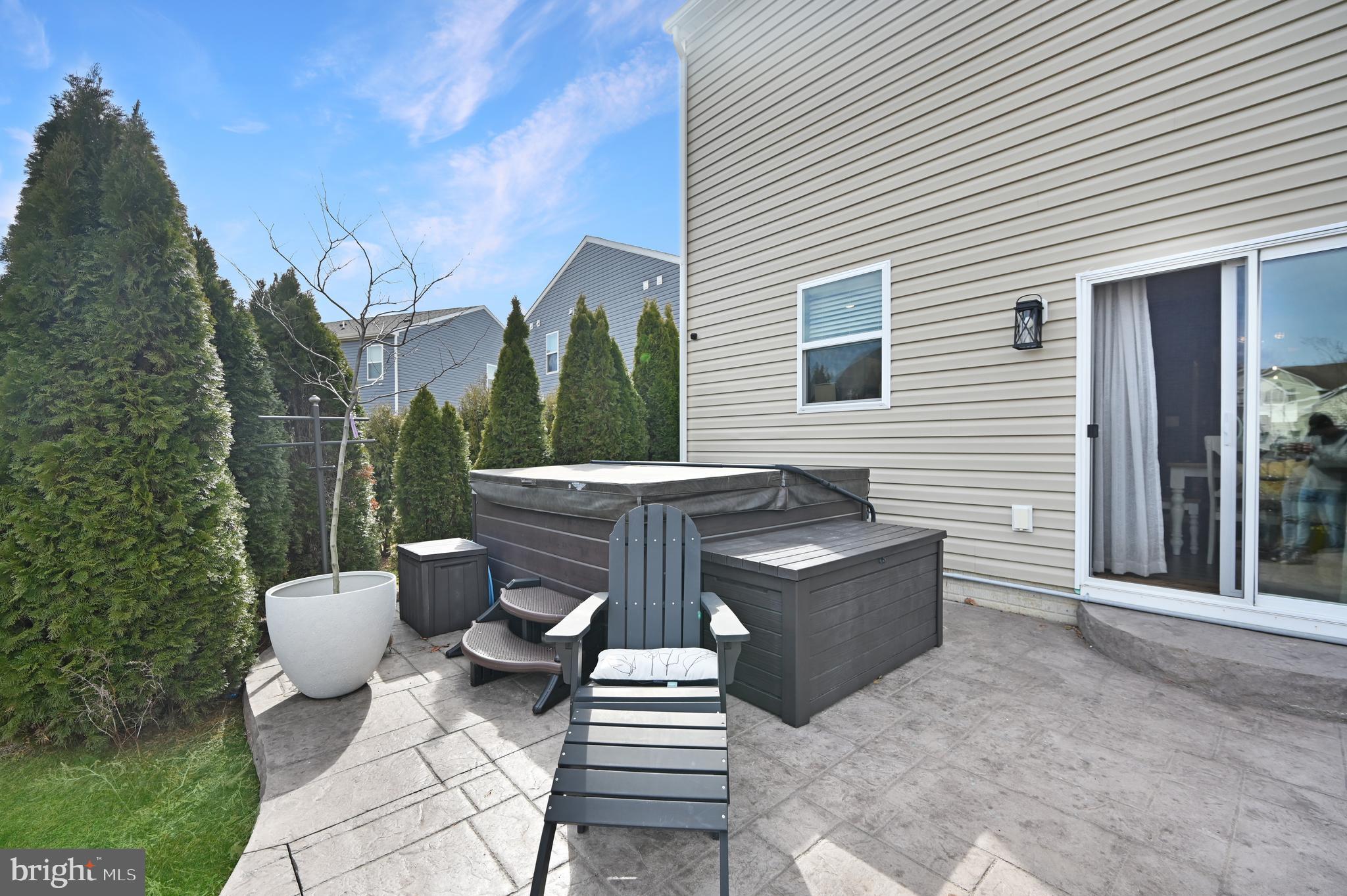 ROWENS MILL - Residential