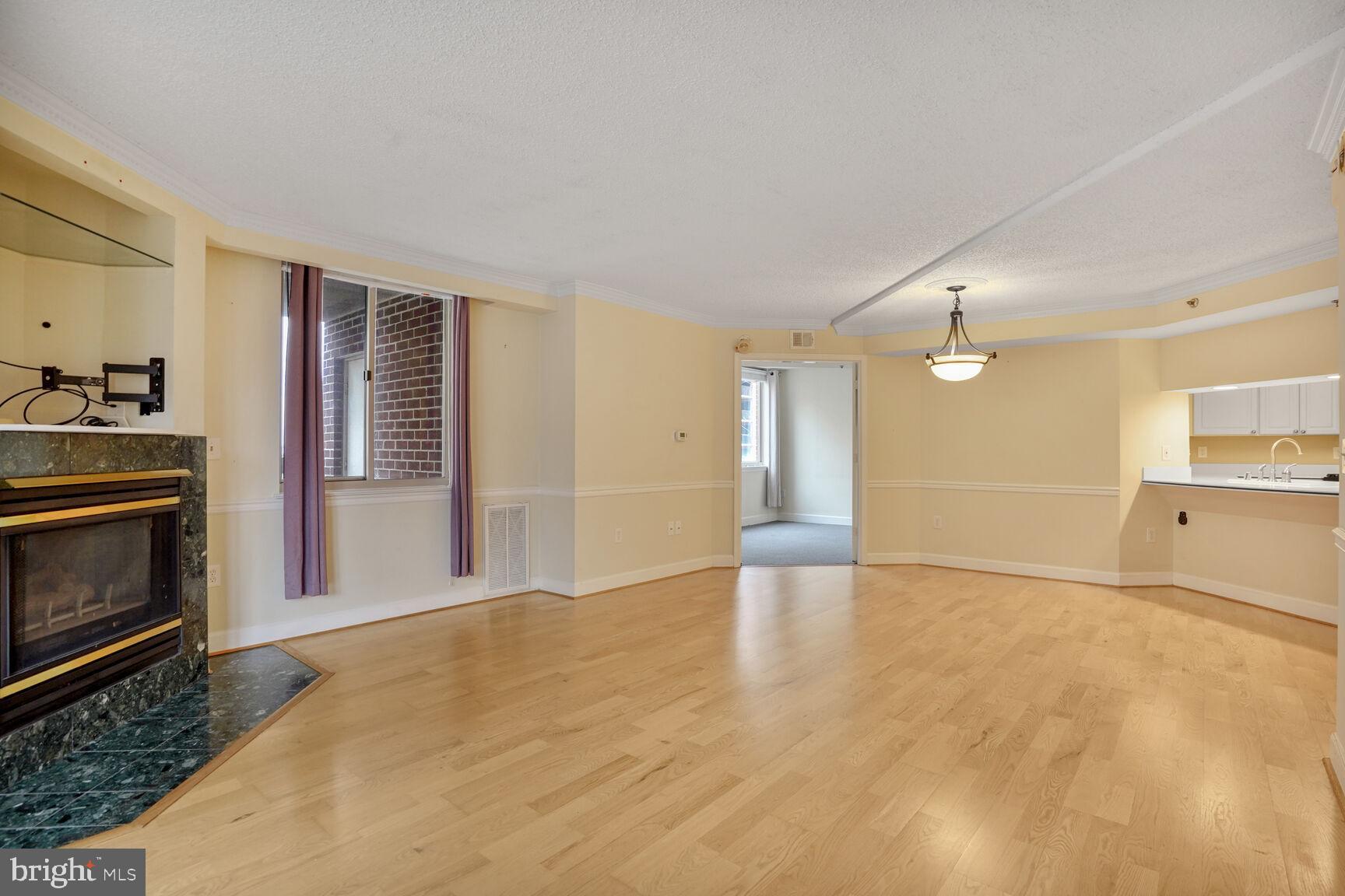 1276 N WAYNE STREET 501