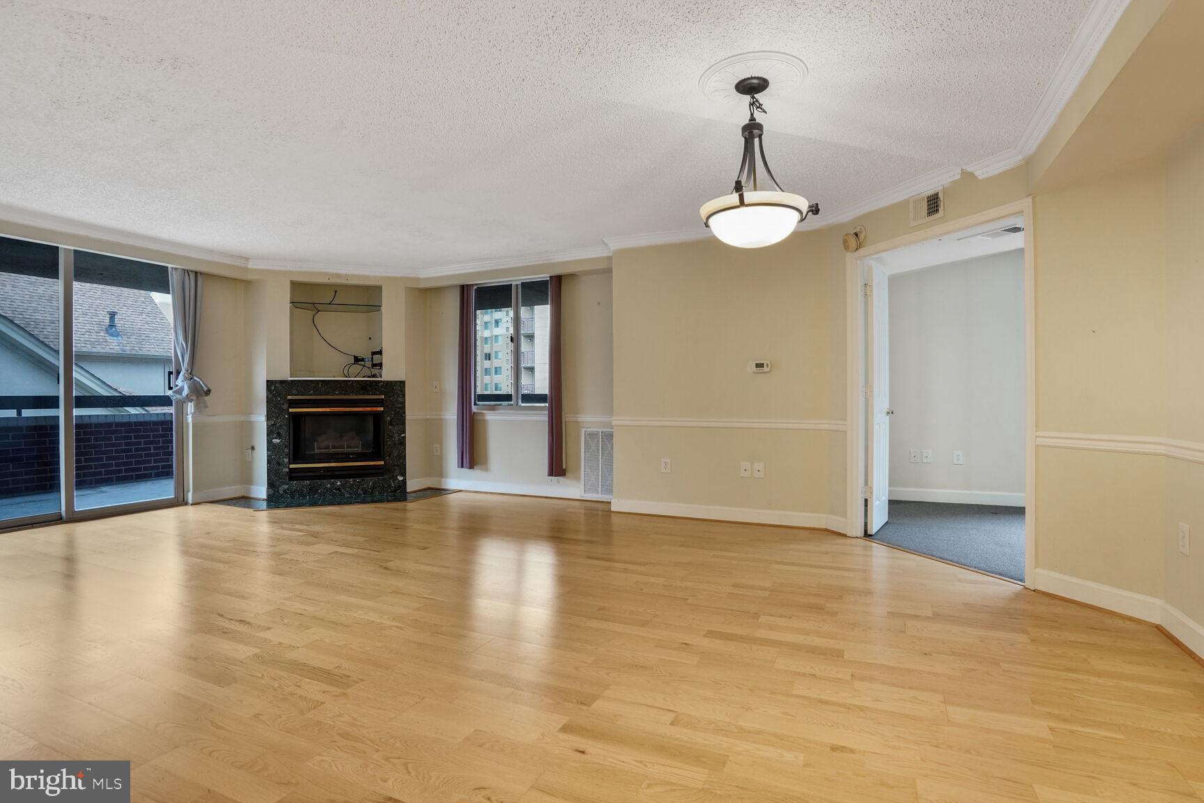 1276 N WAYNE STREET 501