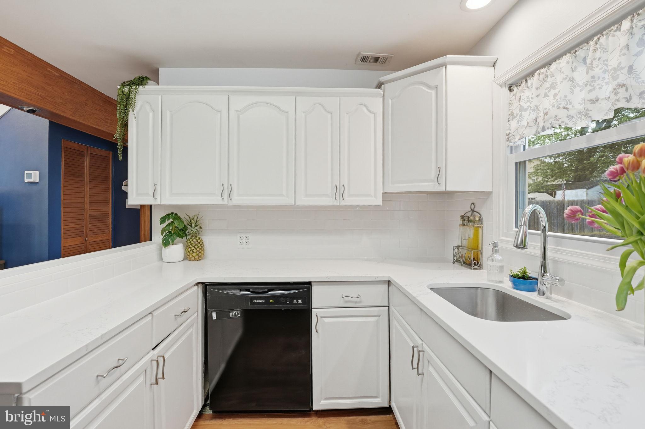 MANASSAS PARK - Residential