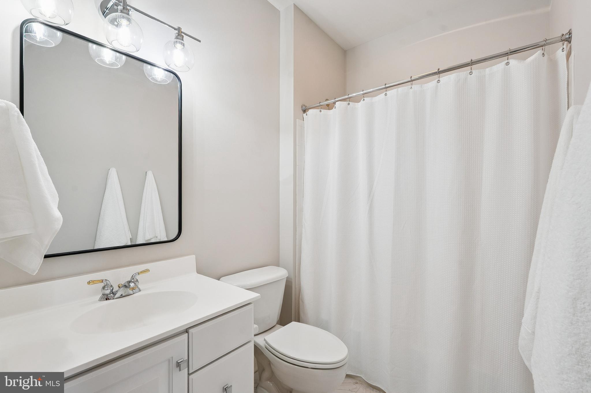 GREAT FALLS GLEN - Residential