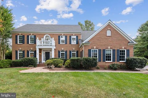 10907 GREAT POINT COURT GREAT FALLS VA 22066