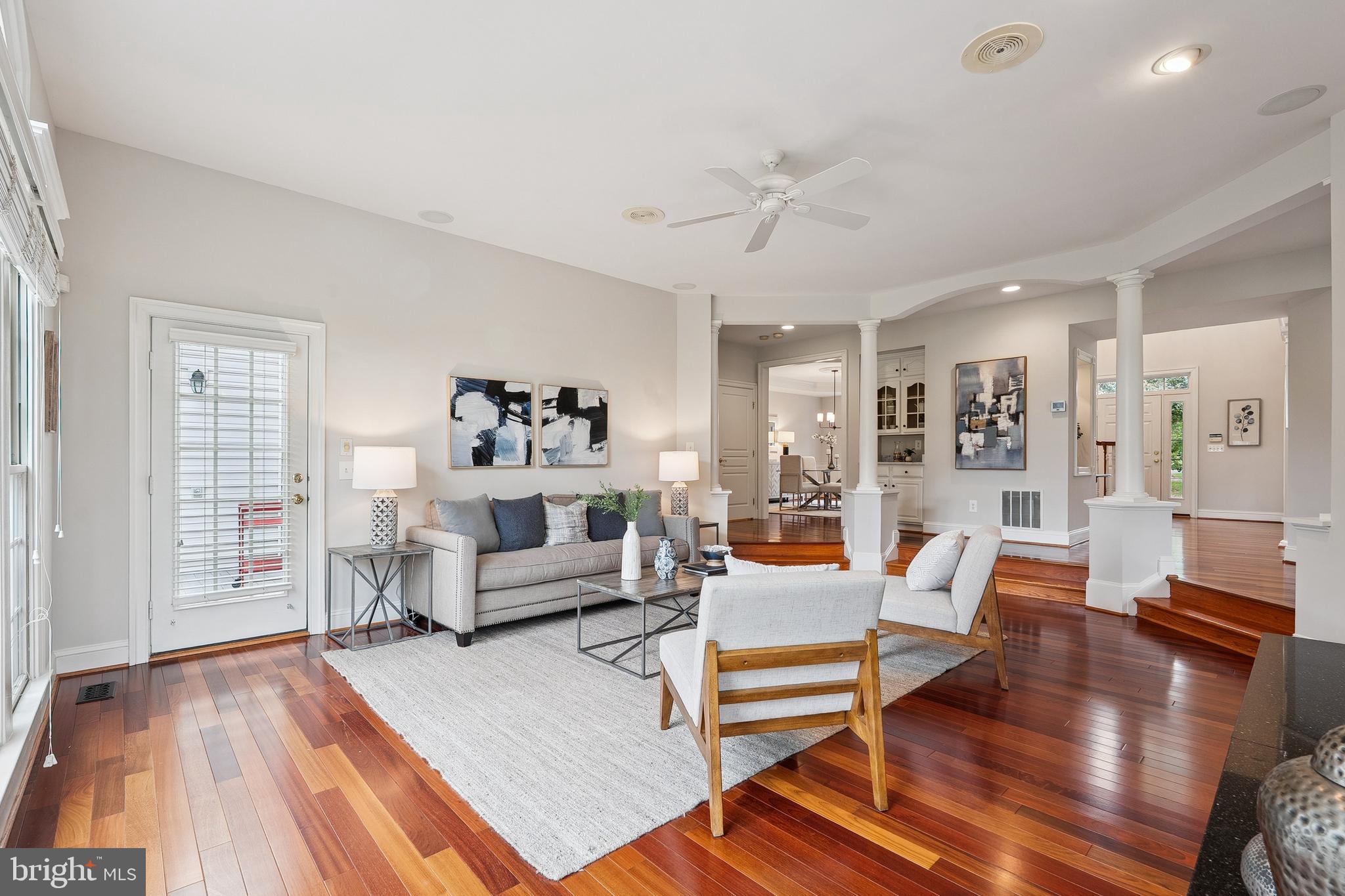10907 GREAT POINT COURT