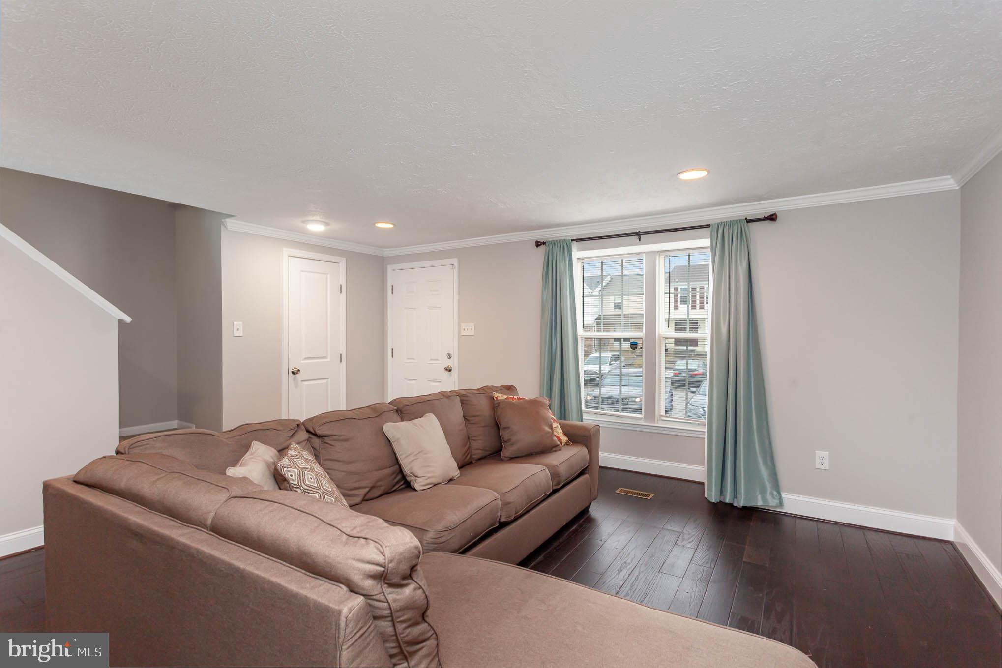 PARKVIEW TRAIL - Residential