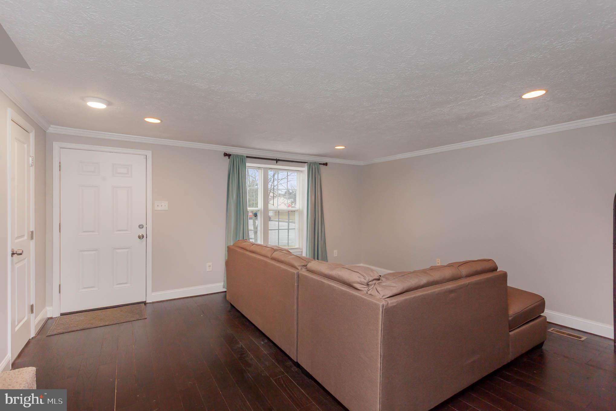 PARKVIEW TRAIL - Residential