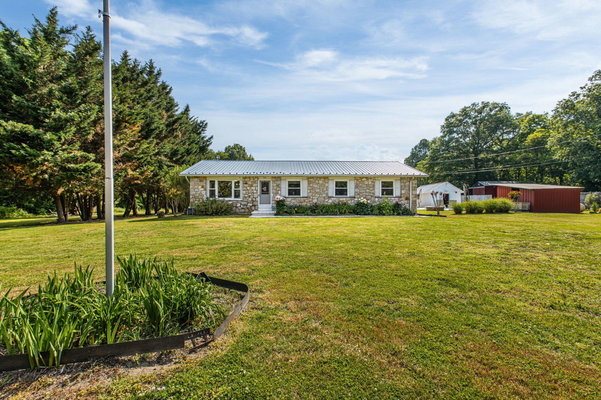 310 DOGTOWN ROAD