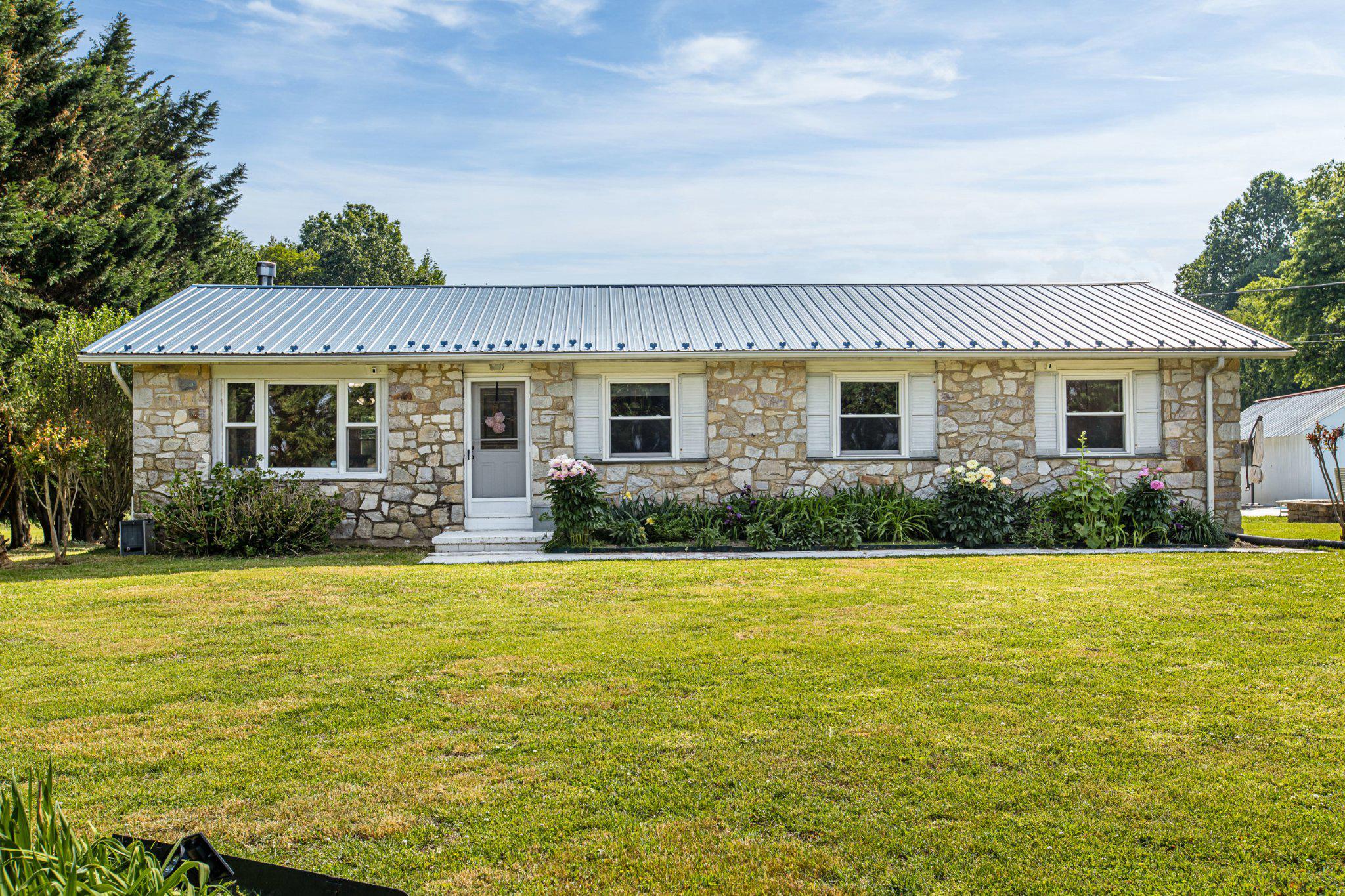 310 DOGTOWN ROAD