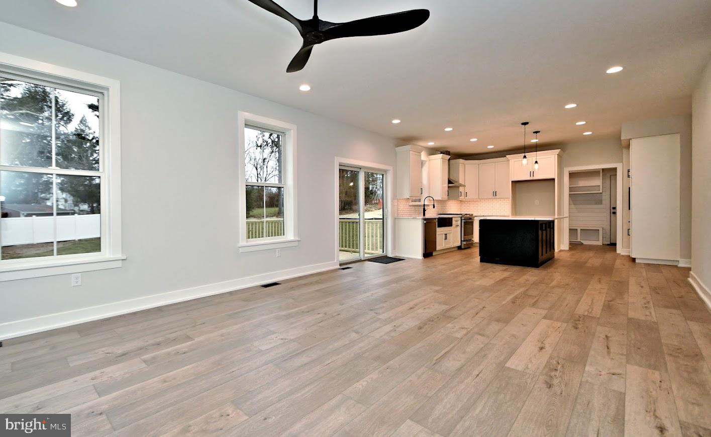 SYCAMORE FARM - Residential