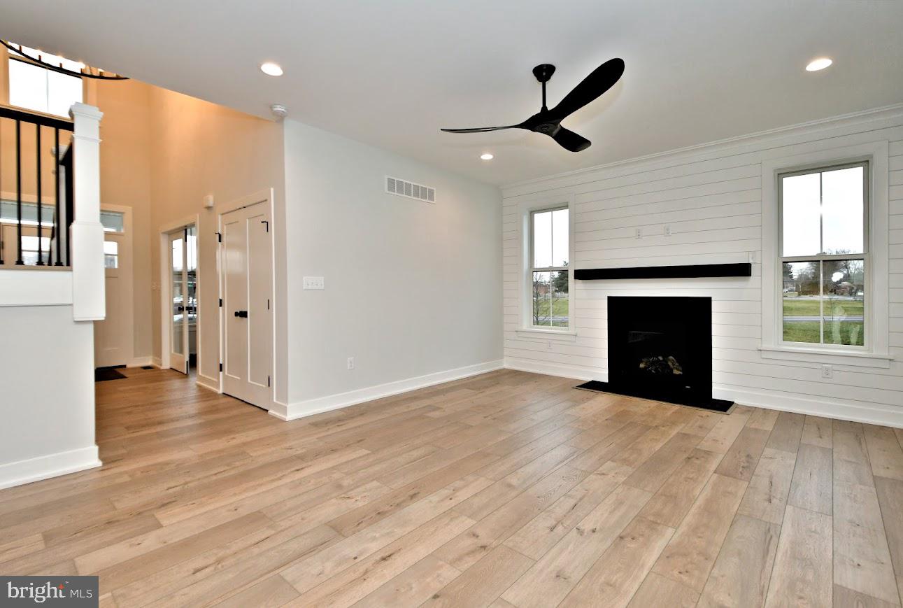 SYCAMORE FARM - Residential