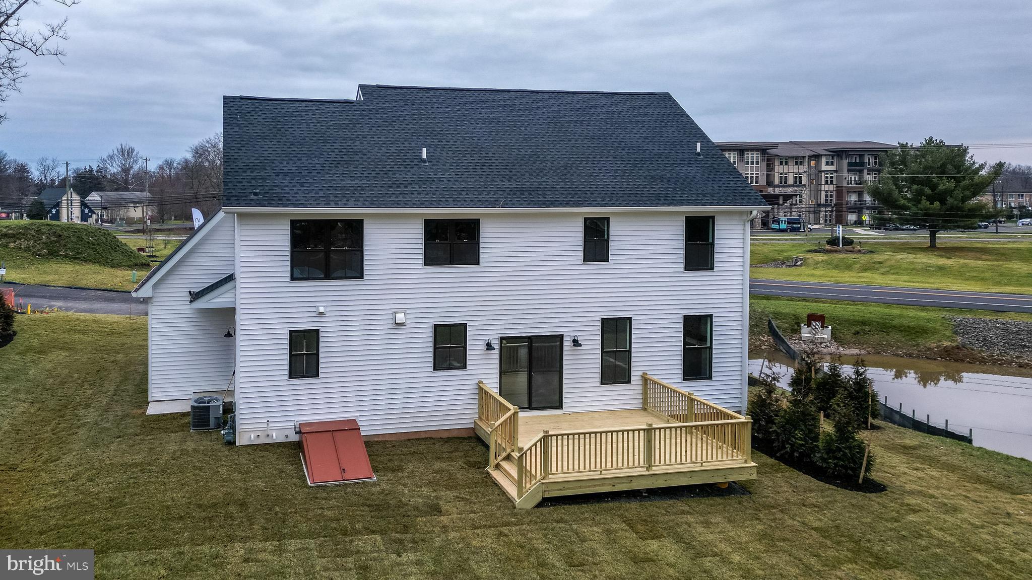 SYCAMORE FARM - Residential