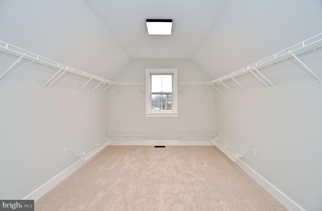 SYCAMORE FARM - Residential