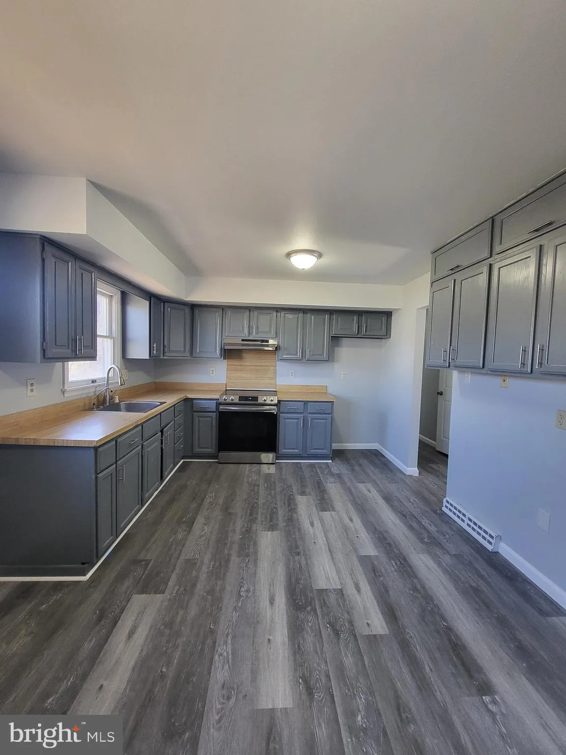 Mohnton, Pennsylvania 19540, United States, 3 Bedrooms Bedrooms, ,2 BathroomsBathrooms,Residential,Active,97521