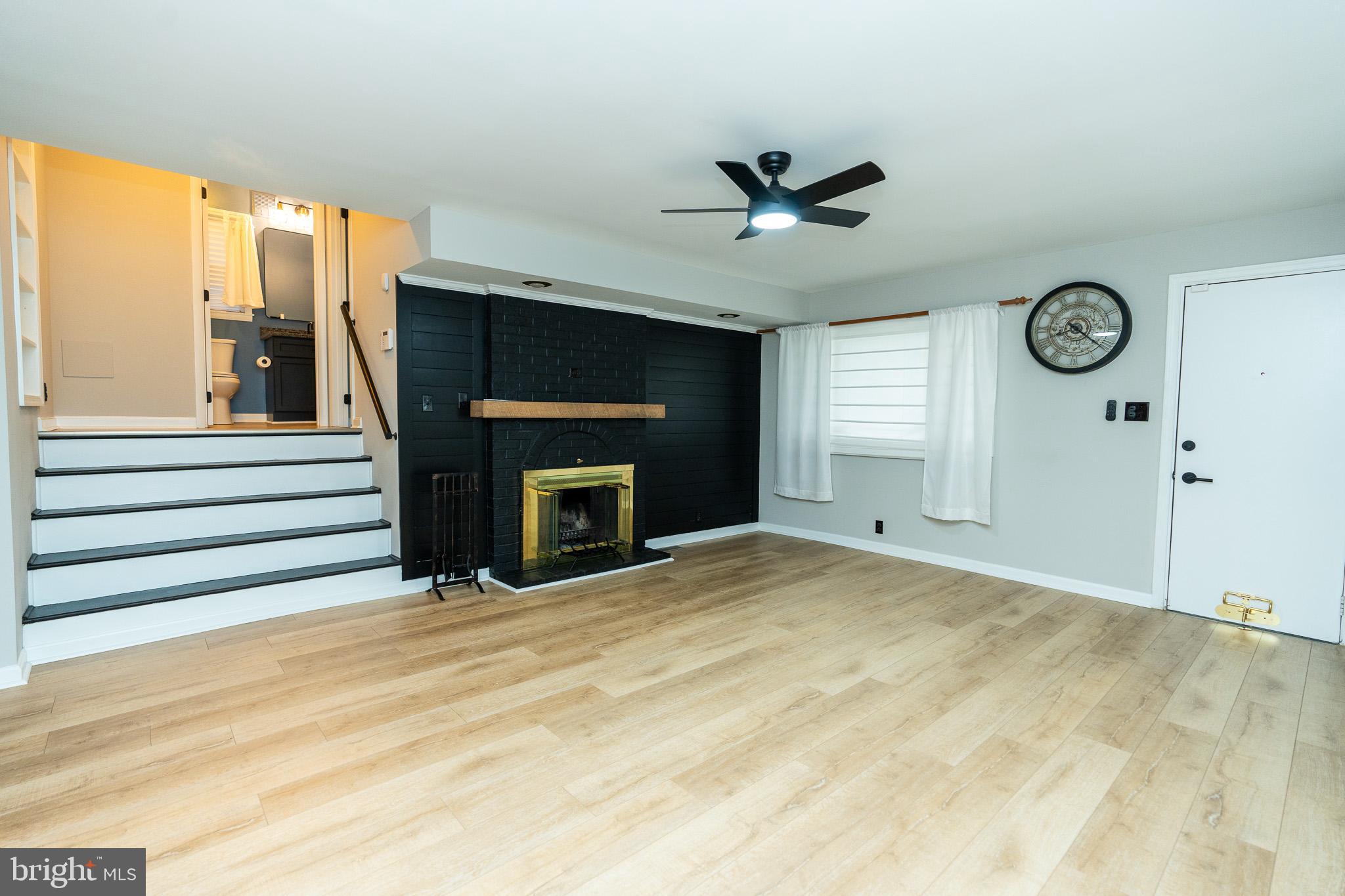 8208 DOGWOOD DRIVE