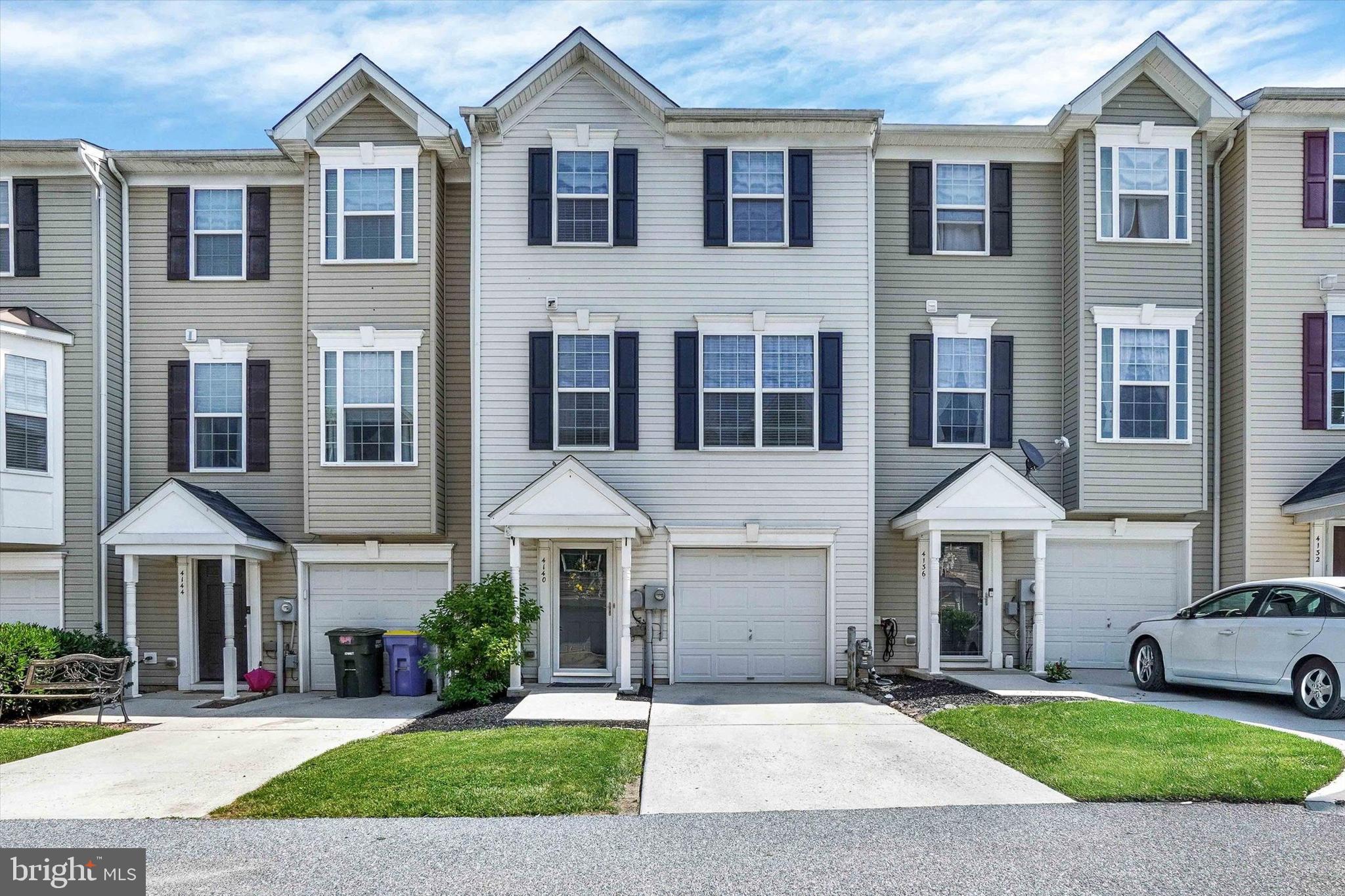 4140 STRAWBRIDGE COURT