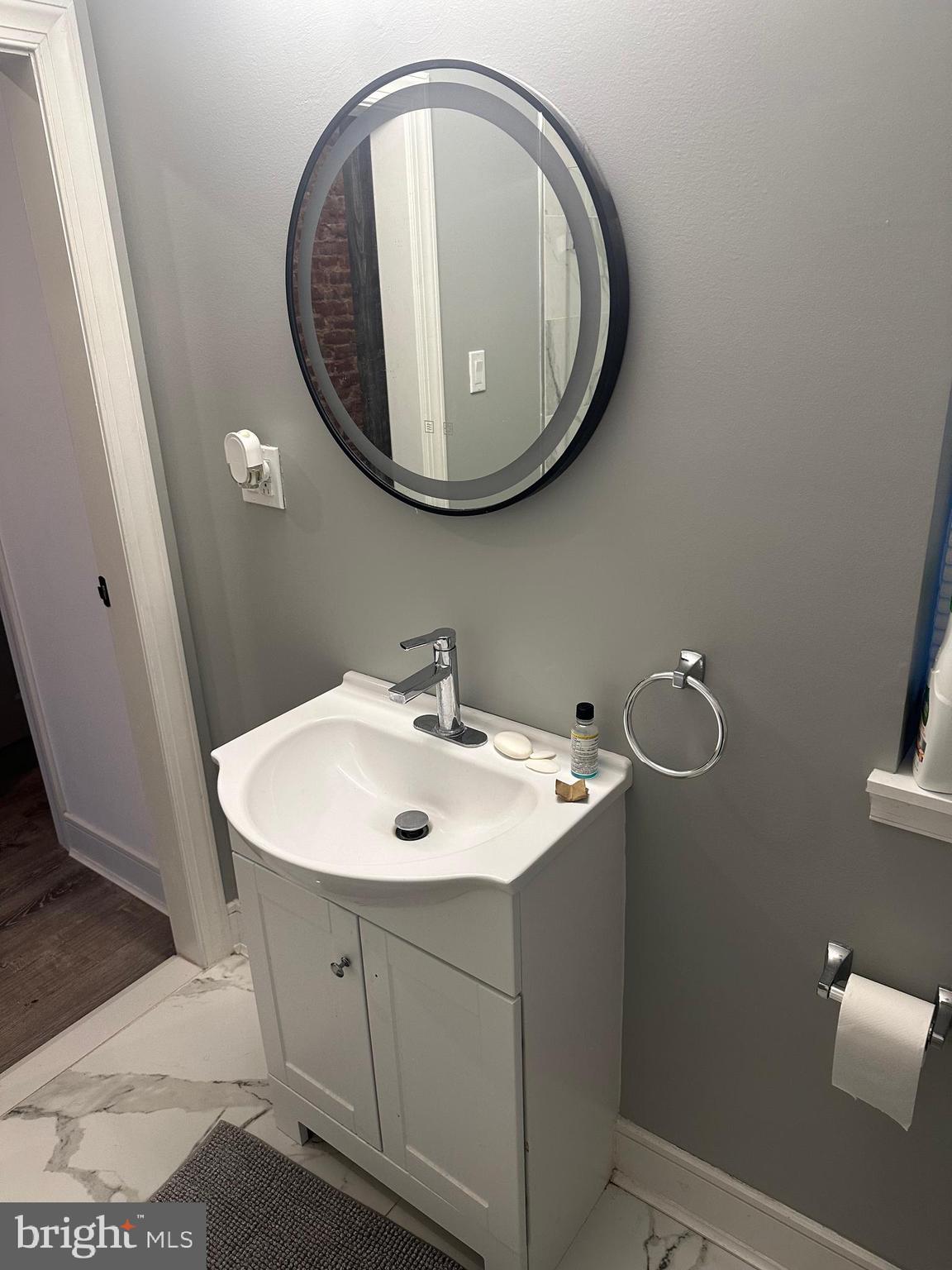 SHARSWOOD - Residential