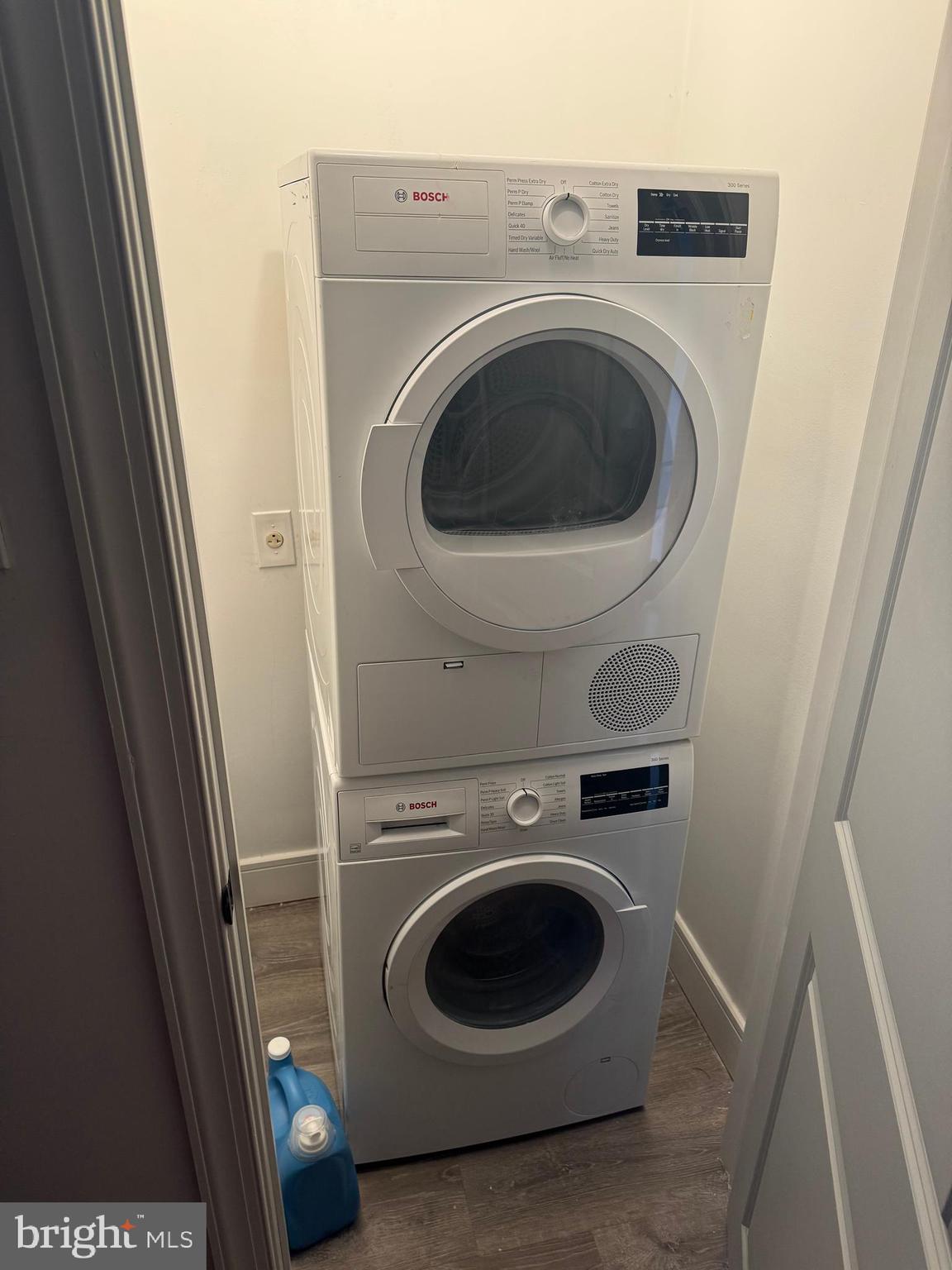 SHARSWOOD - Residential