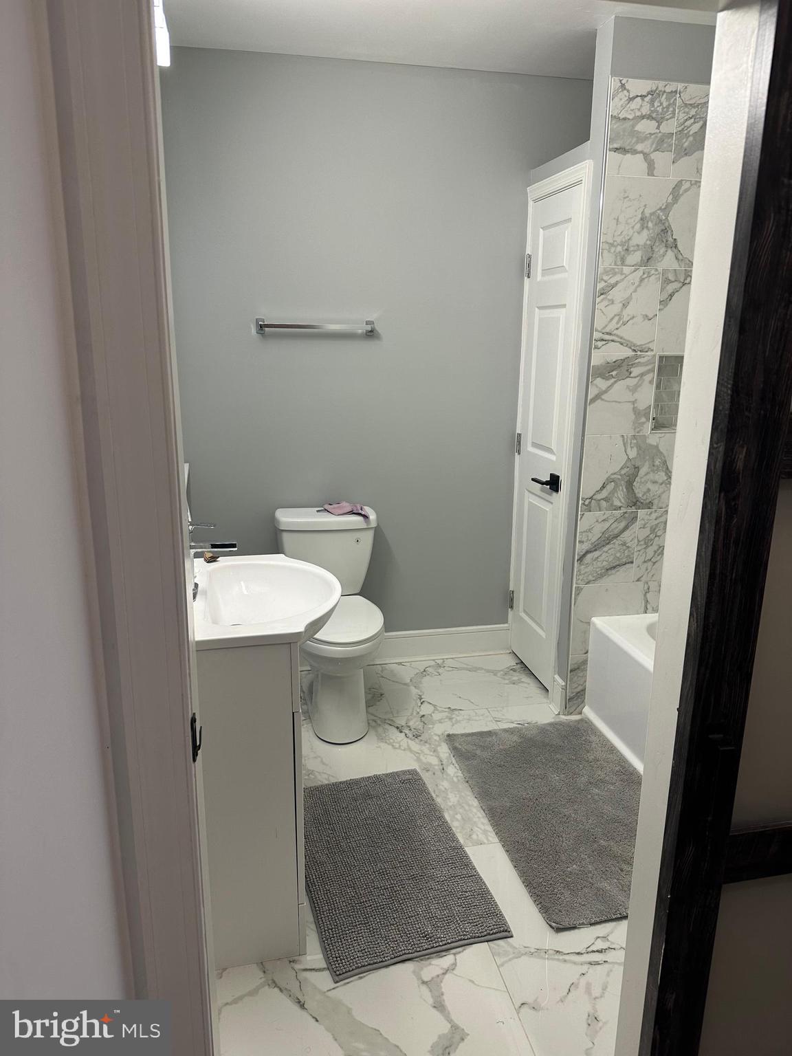 SHARSWOOD - Residential